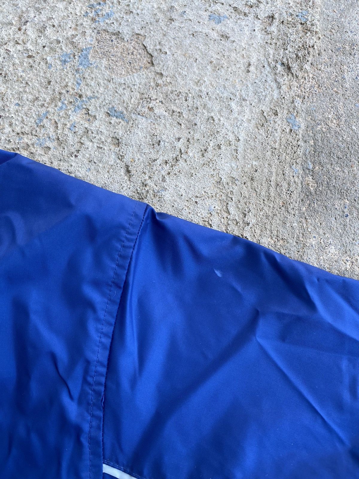 Nike × Vintage Vintage Y2K Nike Blue Full Zip Windbreaker Jacket Size US XL / EU 56 / 4 - 8 Thumbnail