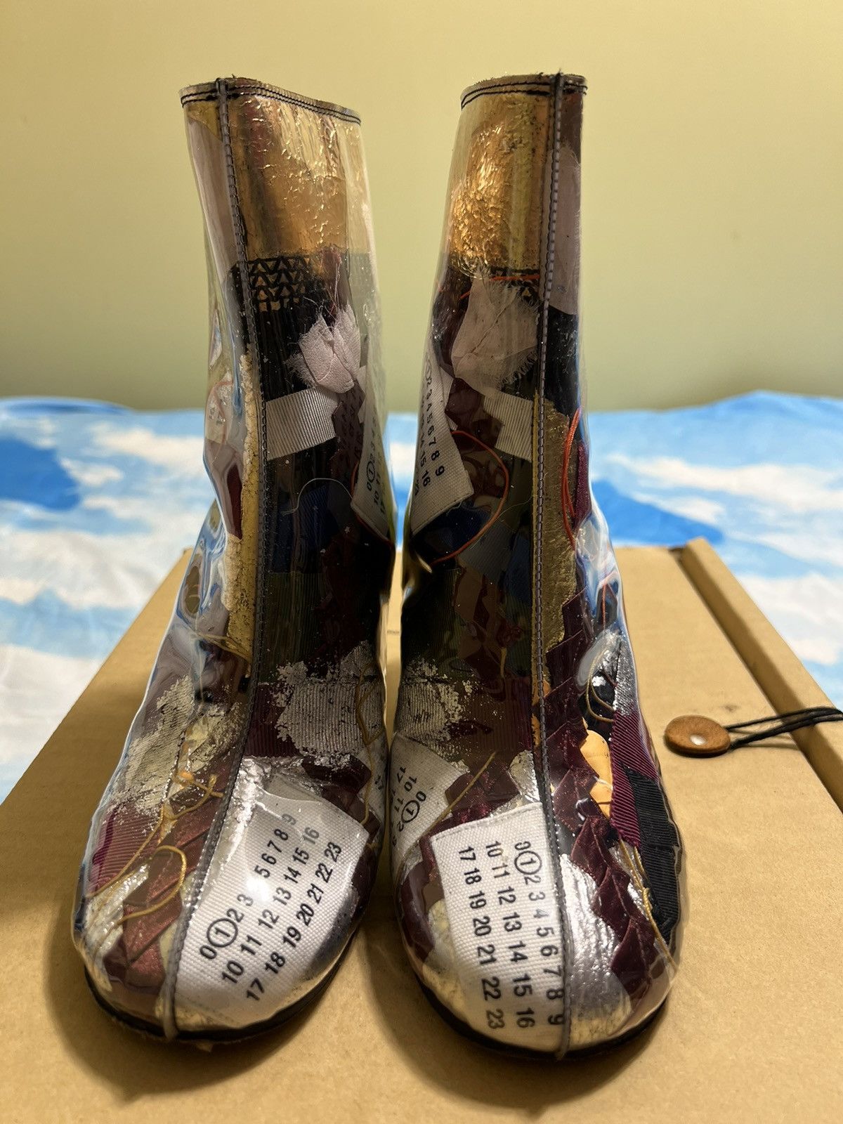 Maison Margiela ***FINAL DROP***RARE MAISON MARGIELA LIMITED CLEAR PATCH 37 Size US 7 / IT 37 - 2 Thumbnail