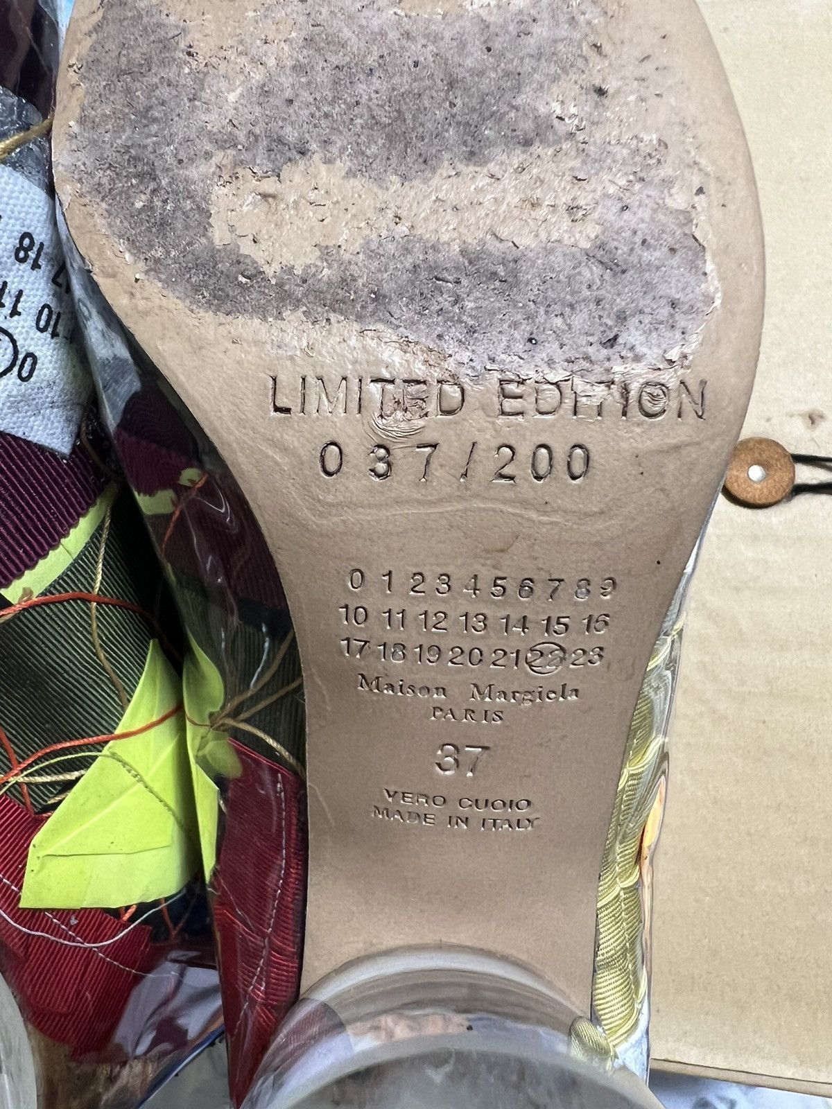 Maison Margiela ***FINAL DROP***RARE MAISON MARGIELA LIMITED CLEAR PATCH 37 Size US 7 / IT 37 - 14 Thumbnail