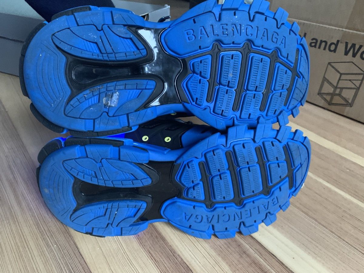 Balenciaga Blue and Yellow LED Track Low Sneakers Size US 8.5 / EU 41-42 - 4 Thumbnail