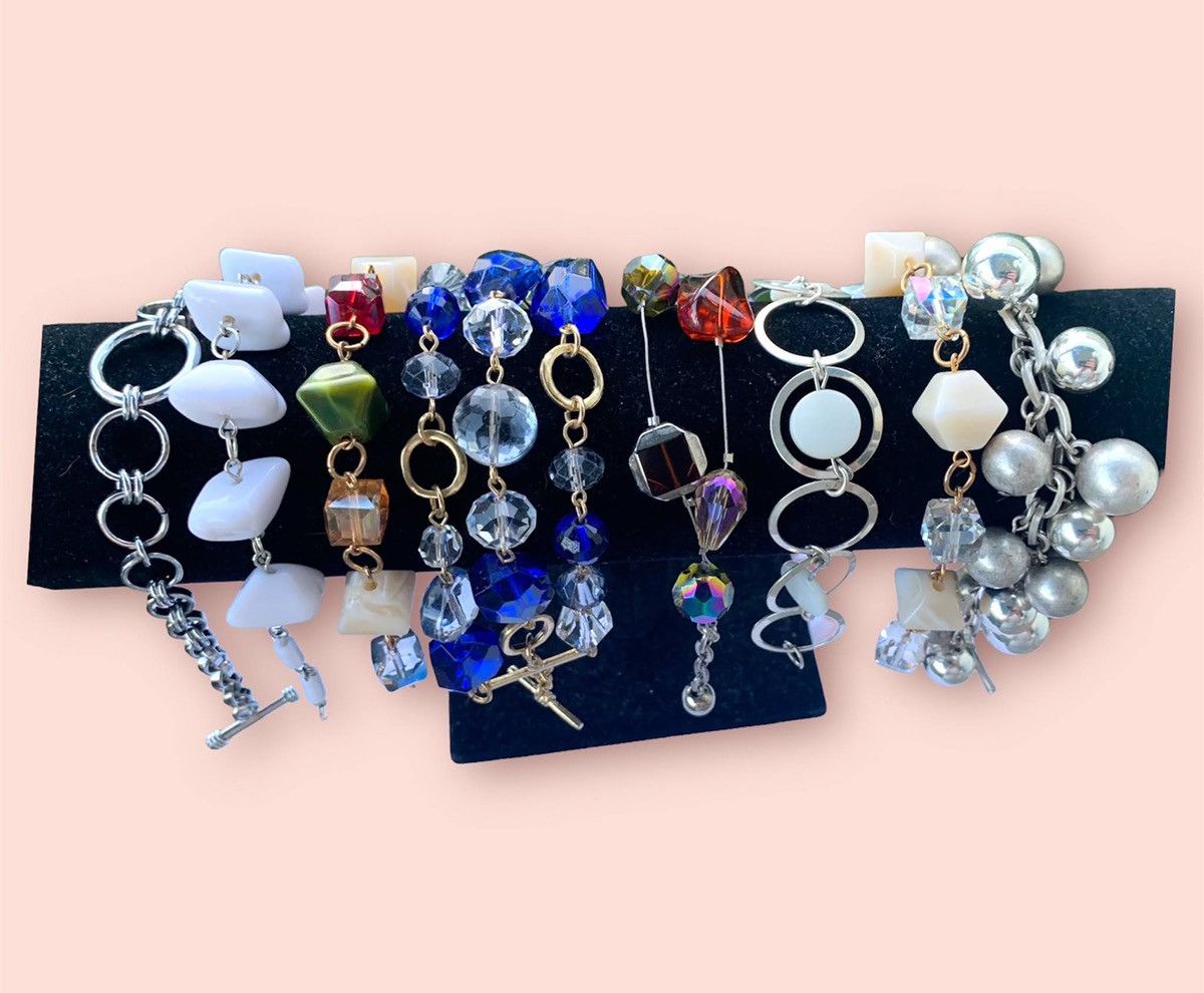 Vintage Vintage Bracelets Colourful Beaded Crystals Jewelry Lot Size ONE SIZE - 11 Thumbnail