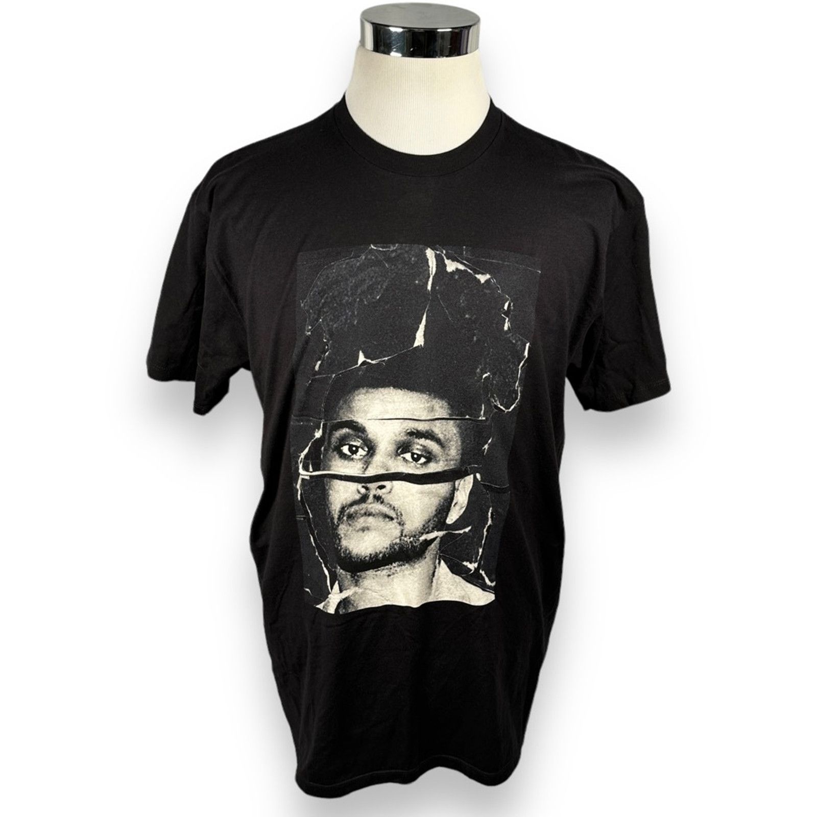 XO XO The Weeknd Beauty Behind The Madness T-Shirt Black XL New | Grailed