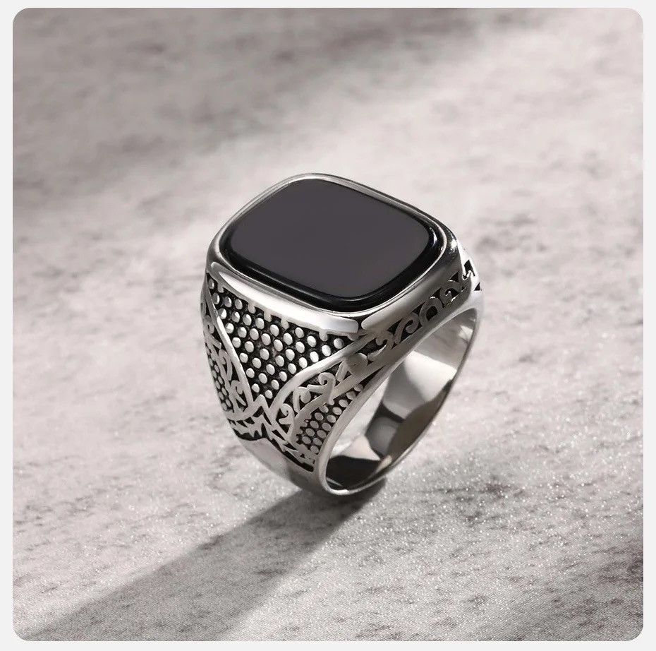 Other Rock Punk Onyx Stone Ring Size ONE SIZE - 1 Thumbnail