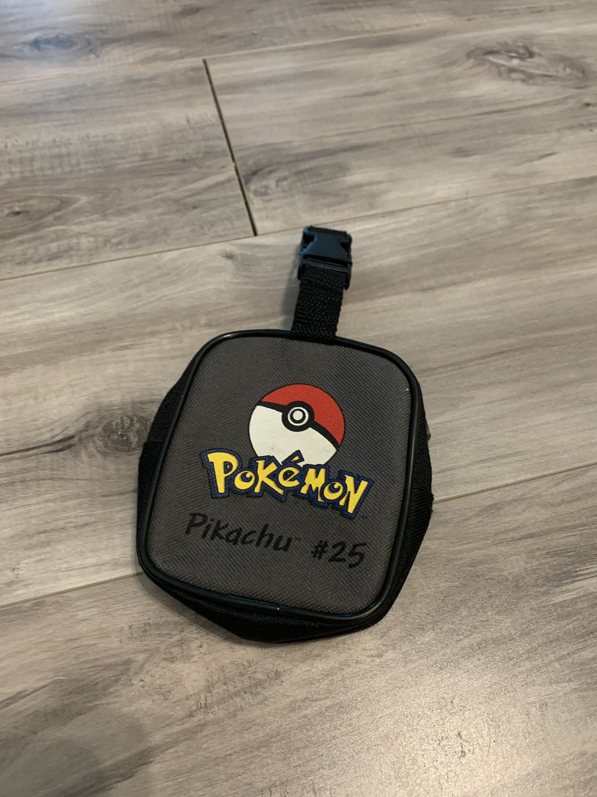 Pokemon × Vintage Pikachu hip pouch Size ONE SIZE - 2 Thumbnail