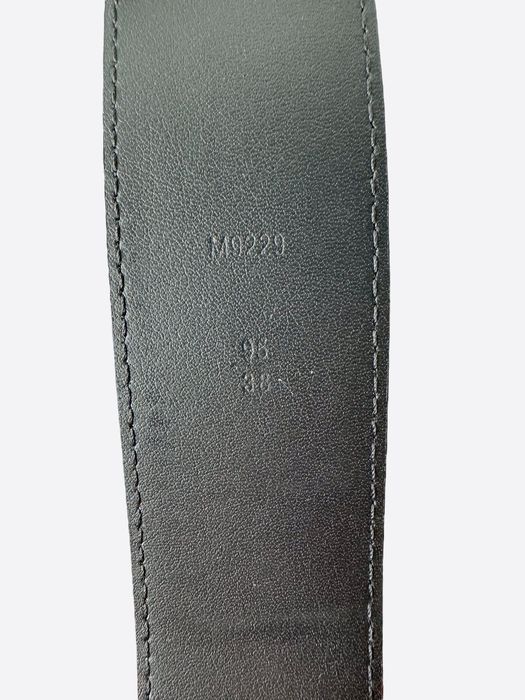 LOUIS VUITTON Size 36 Black Epi Leather Belt