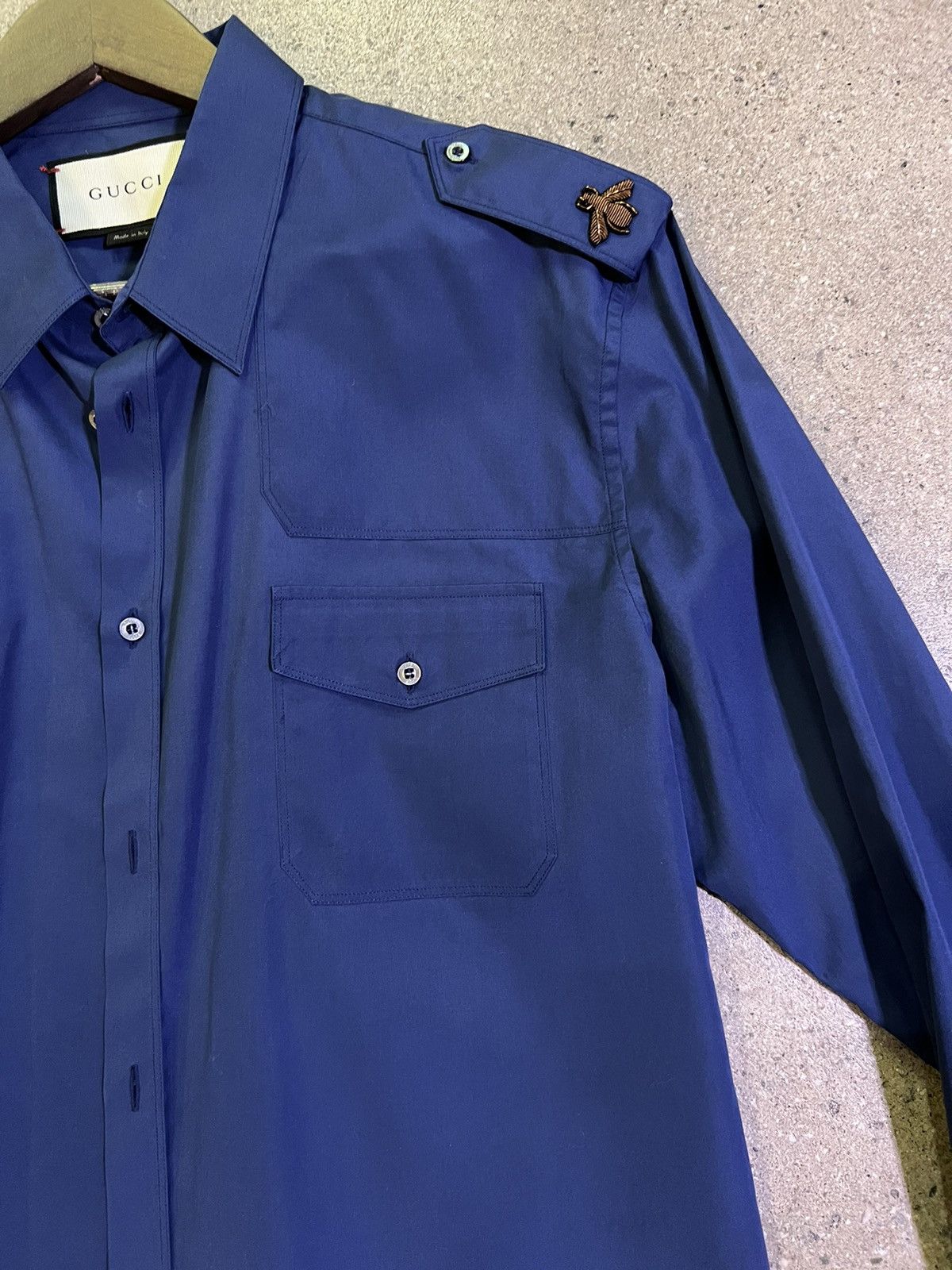 image of Gucci Mint F/w18 $908 "bee" Military Button Up in Blue, Men's (Size XL)