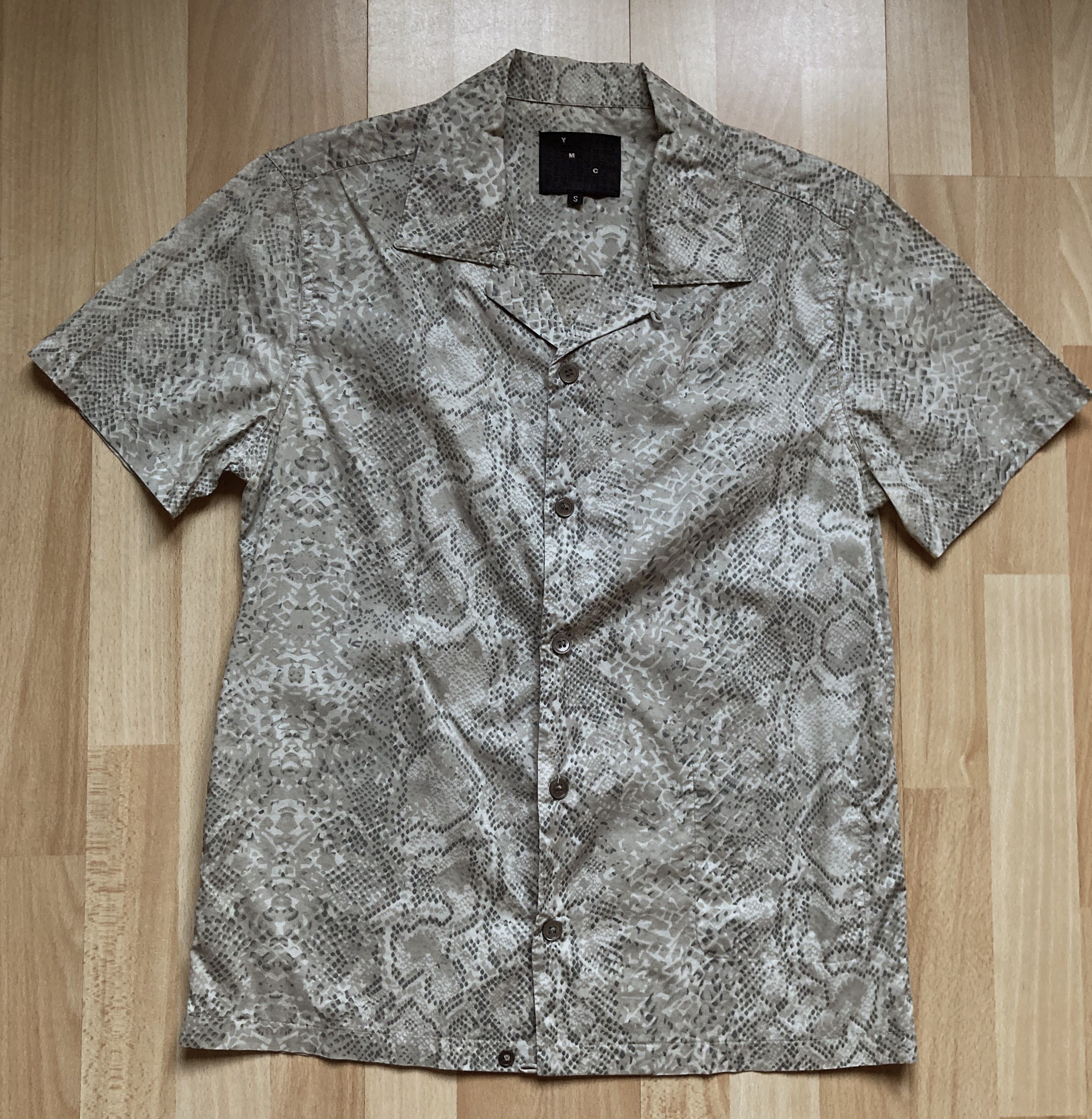 YMC Camp Collar Snakeprint Size US S / EU 44-46 / 1 - 1 Thumbnail
