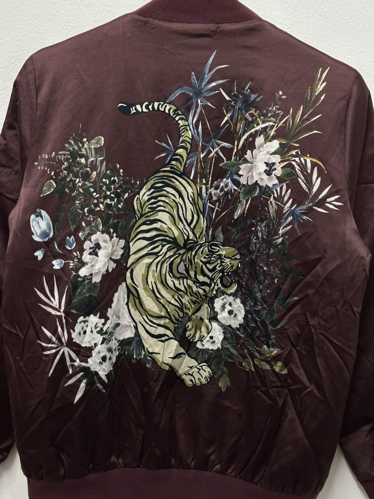 Vintage Vintage Japanesebrand Tiger Big Logo Sukajan Jacket Size US XS / EU 42 / 0 - 2 Thumbnail