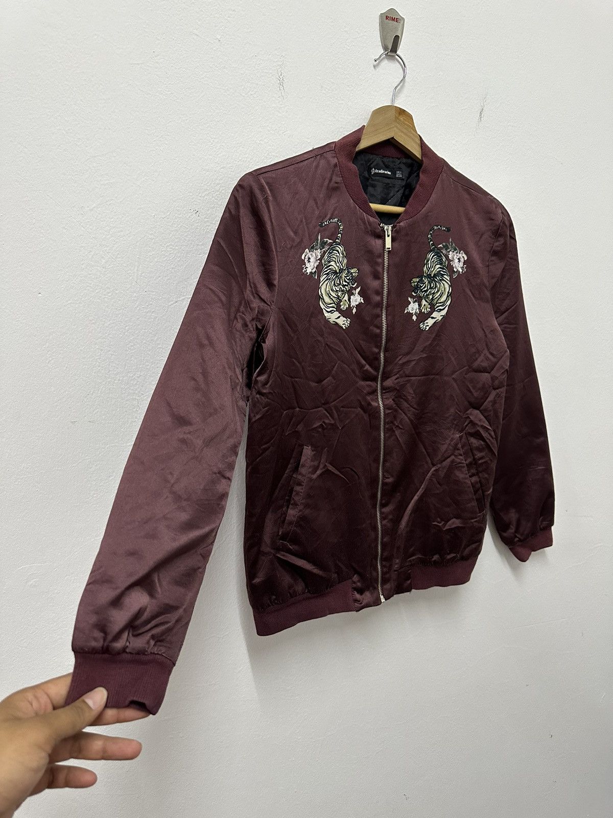 Vintage Vintage Japanesebrand Tiger Big Logo Sukajan Jacket Size US XS / EU 42 / 0 - 8 Thumbnail