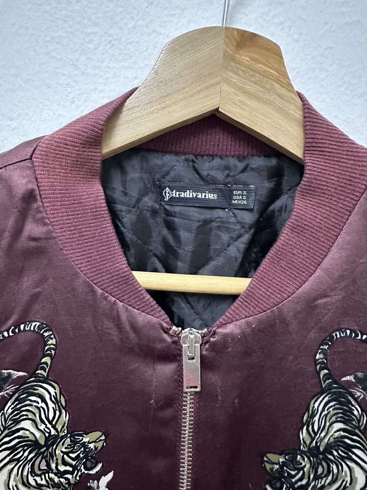 Vintage Vintage Japanesebrand Tiger Big Logo Sukajan Jacket Size US XS / EU 42 / 0 - 7 Thumbnail