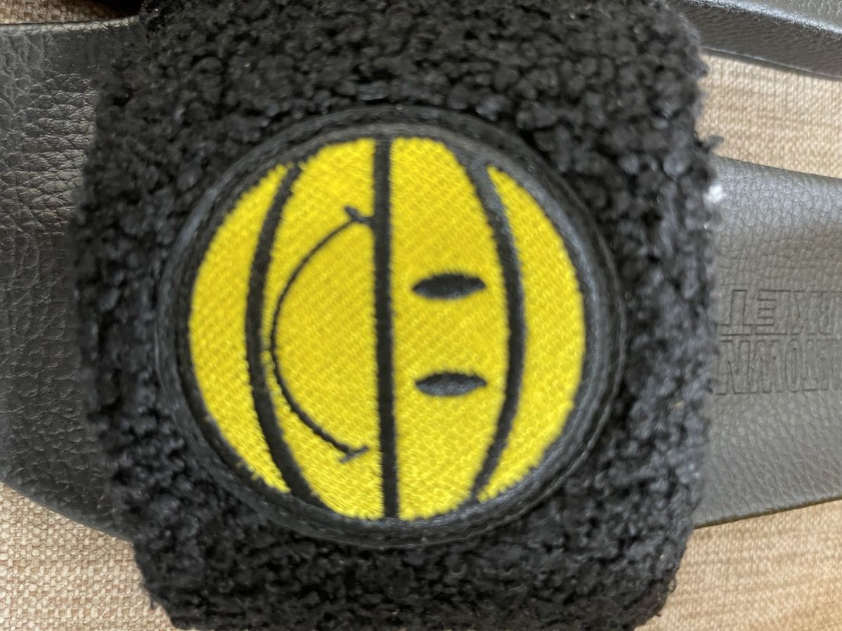Market Chinatown Market Smiley Sherpa Ball Slide Size US 11 / EU 44 - 6 Thumbnail