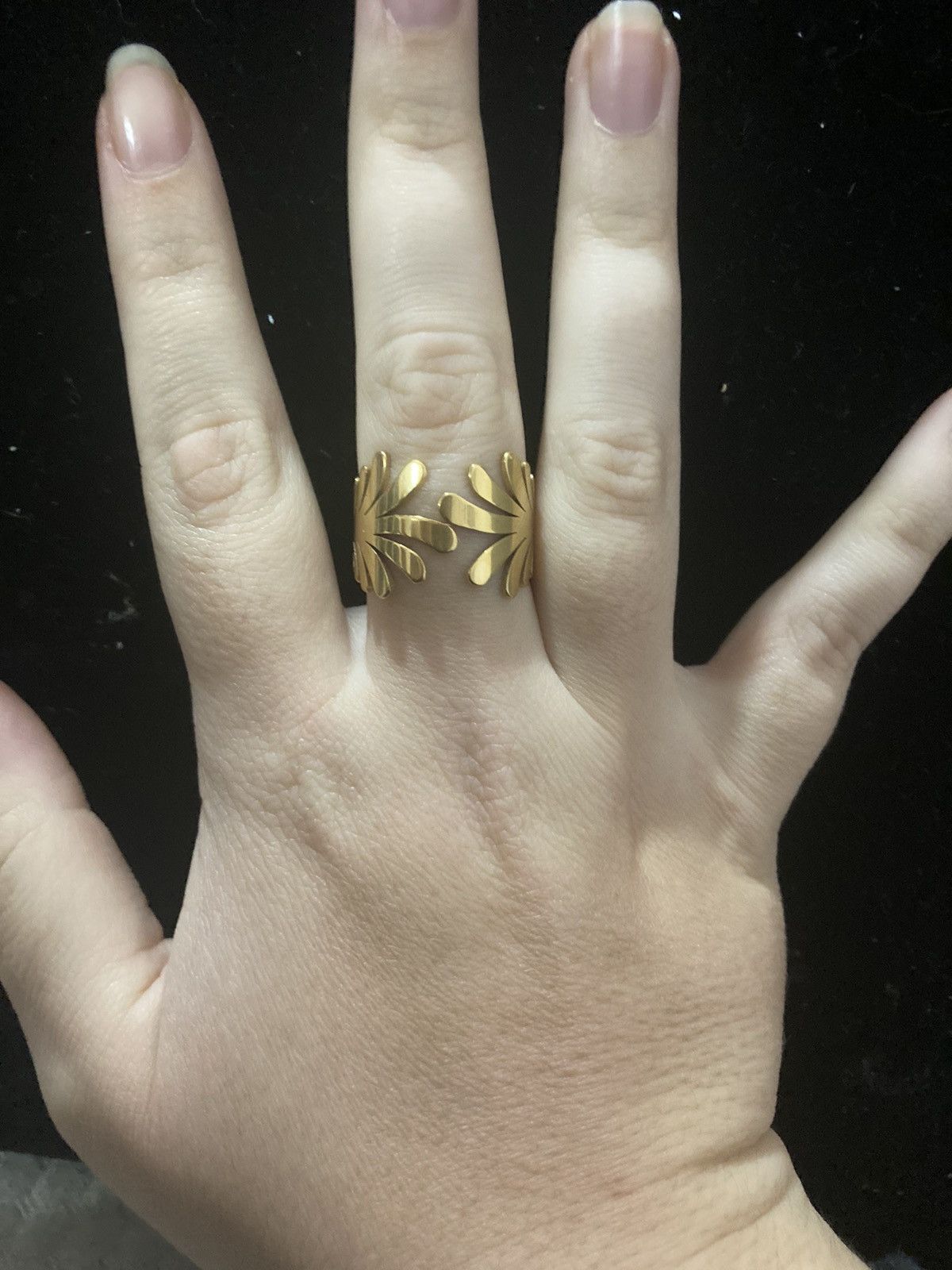 Jewelry Leaf wrap stainless steel gold plated ring Size ONE SIZE - 2 Thumbnail