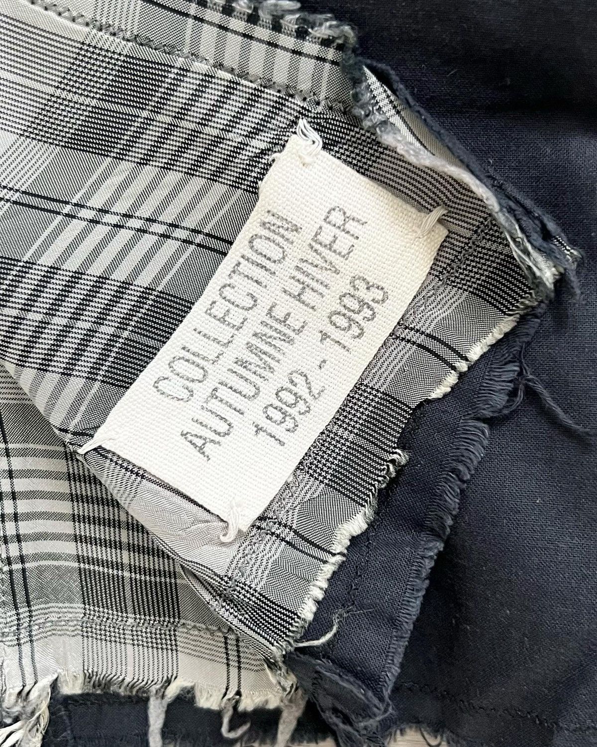 Maison Margiela AW1992-1993 Frayed Edge Oversized Button Vest Size M / US 6-8 / IT 42-44 - 3 Thumbnail