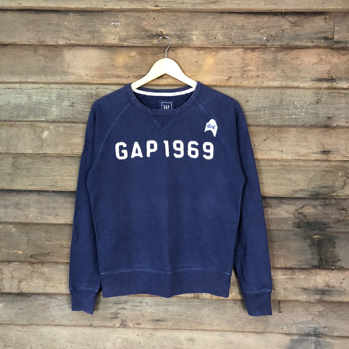 image of Gap 1969 Dark Blue Sweatshirt Vintage 5618, Men's (Size XS)