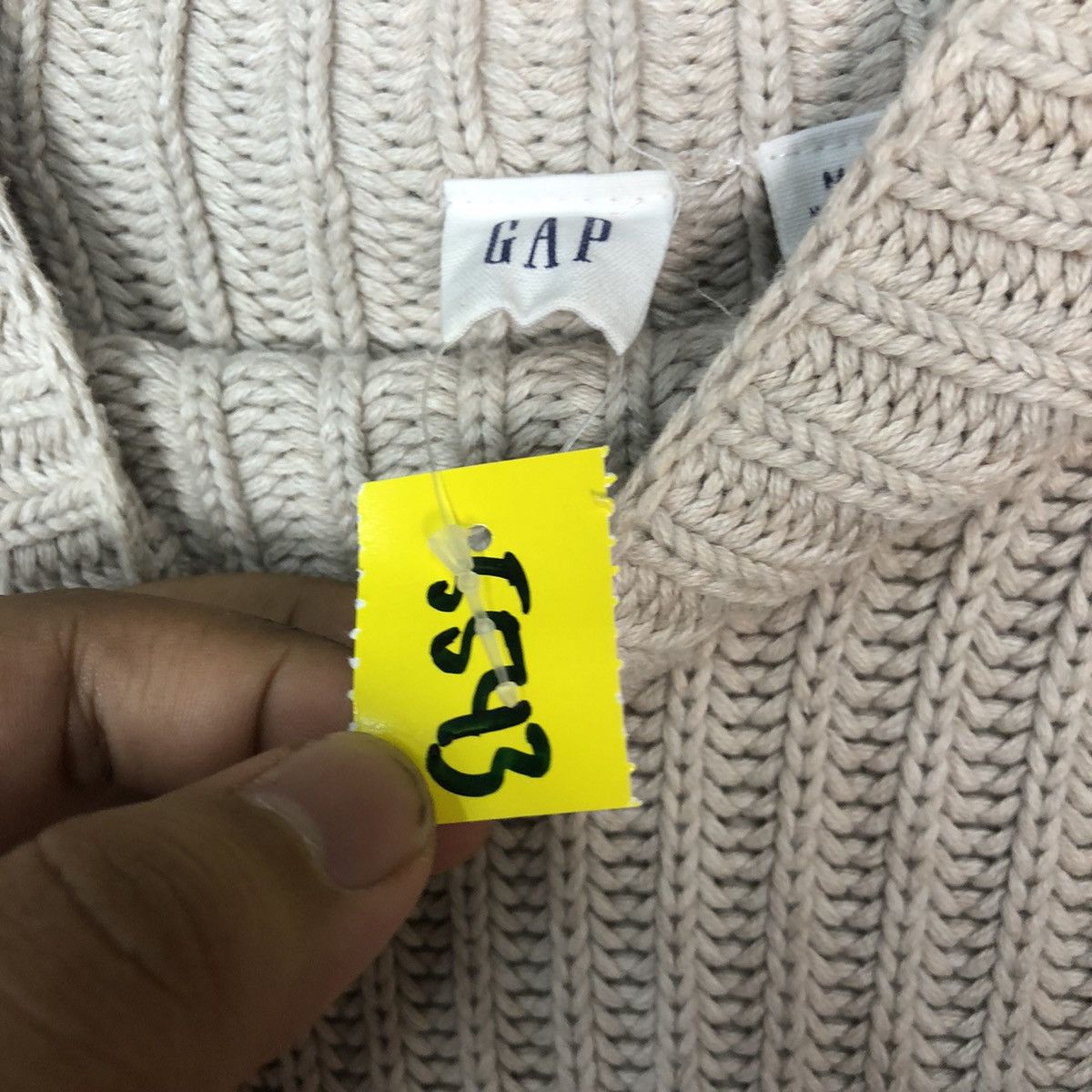 Gap × Homespun Knitwear × Vintage Gap Cream vintage sweatshirt Knitwear japan #5543 Size US M / EU 48-50 / 2 - 7 Thumbnail
