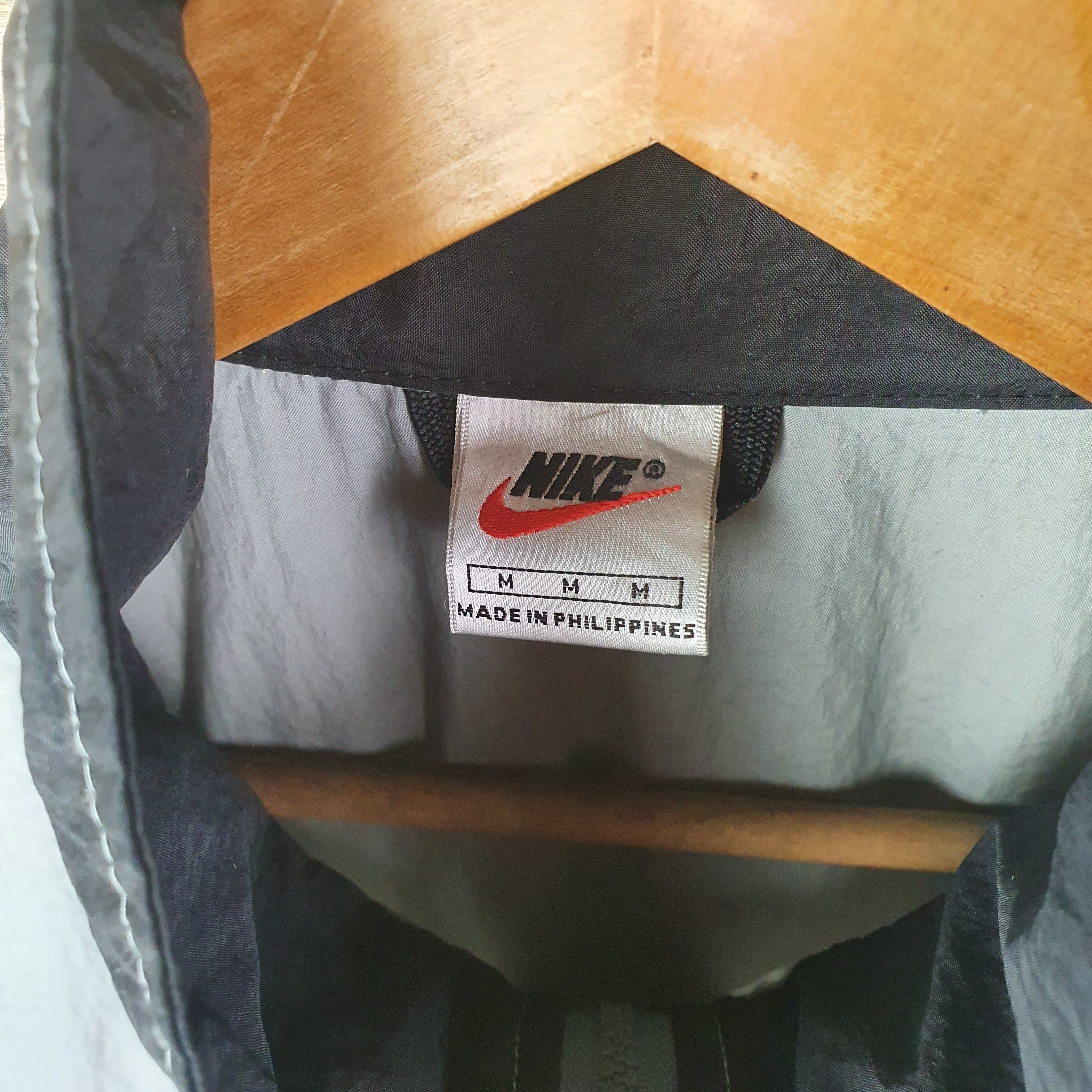 Nike × Vintage VINTAGE NIKE NYLON JACKET RARE COLOURWAY Size US M / EU 48-50 / 2 - 4 Thumbnail