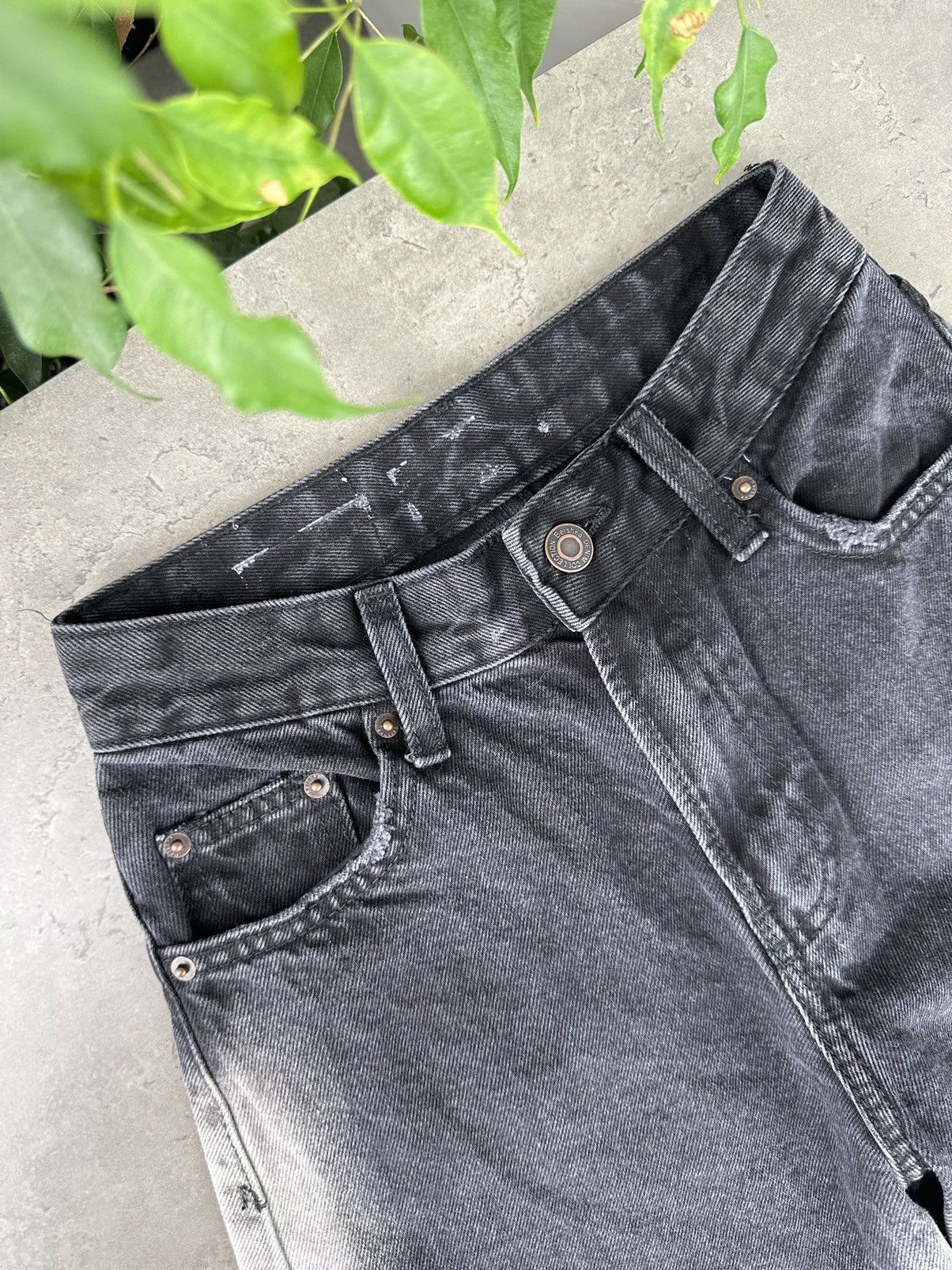 Japanese Brand Vintage Faded Jeans Size 24" / US 00 / IT 34 - 2 Thumbnail