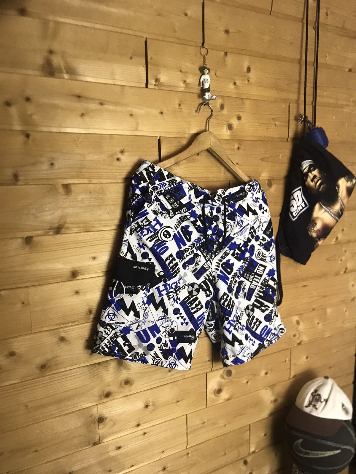 No Fear No Fear over print graphics shorts Size US 36 / EU 52 - 1 Thumbnail