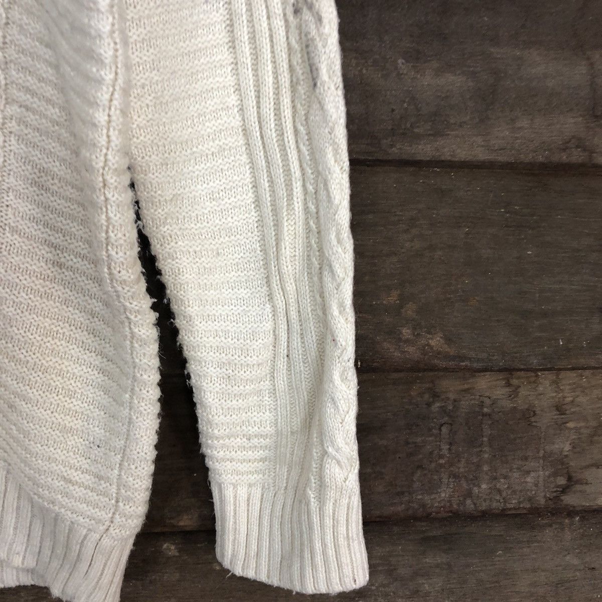 Vintage D Uniqlo Cream Knitwear vintage #c1178 Size US M / EU 48-50 / 2 - 4 Thumbnail