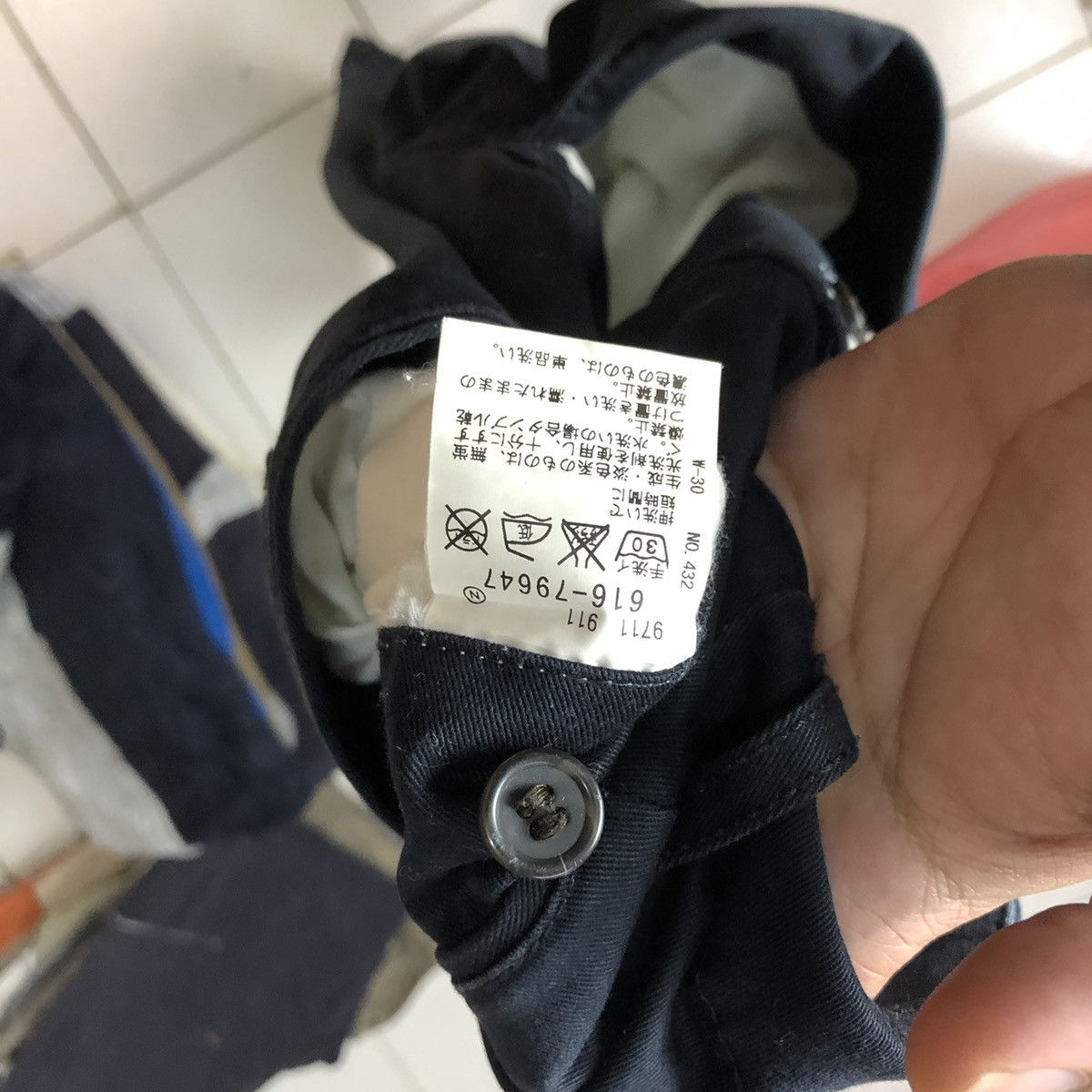 Japanese Brand Japanese Brand Dark Blue vintage Cropped Pants #5581 Size US 31 - 14 Thumbnail