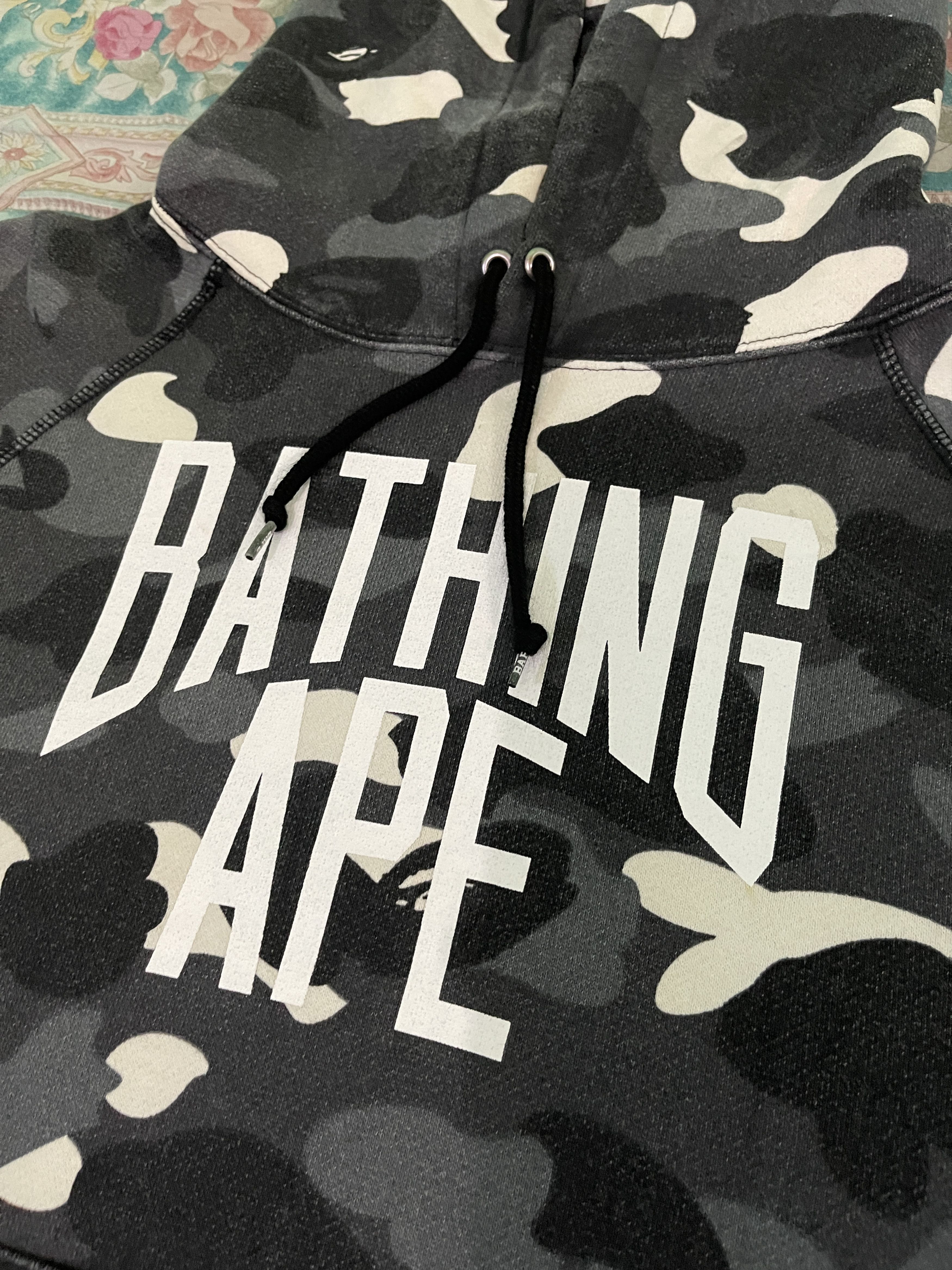 Bape City Camo NYC Logo Pullover Hoodie Size US S / EU 44-46 / 1 - 4 Thumbnail