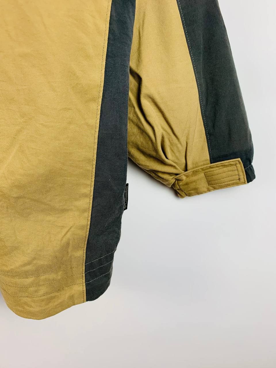 Columbia Columbia jacket vintage sand L Size US L / EU 52-54 / 3 - 12 Thumbnail