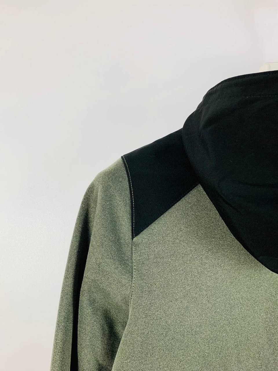 The North Face The North Face hoodie green grey junior L Size US L / EU 52-54 / 3 - 8 Thumbnail