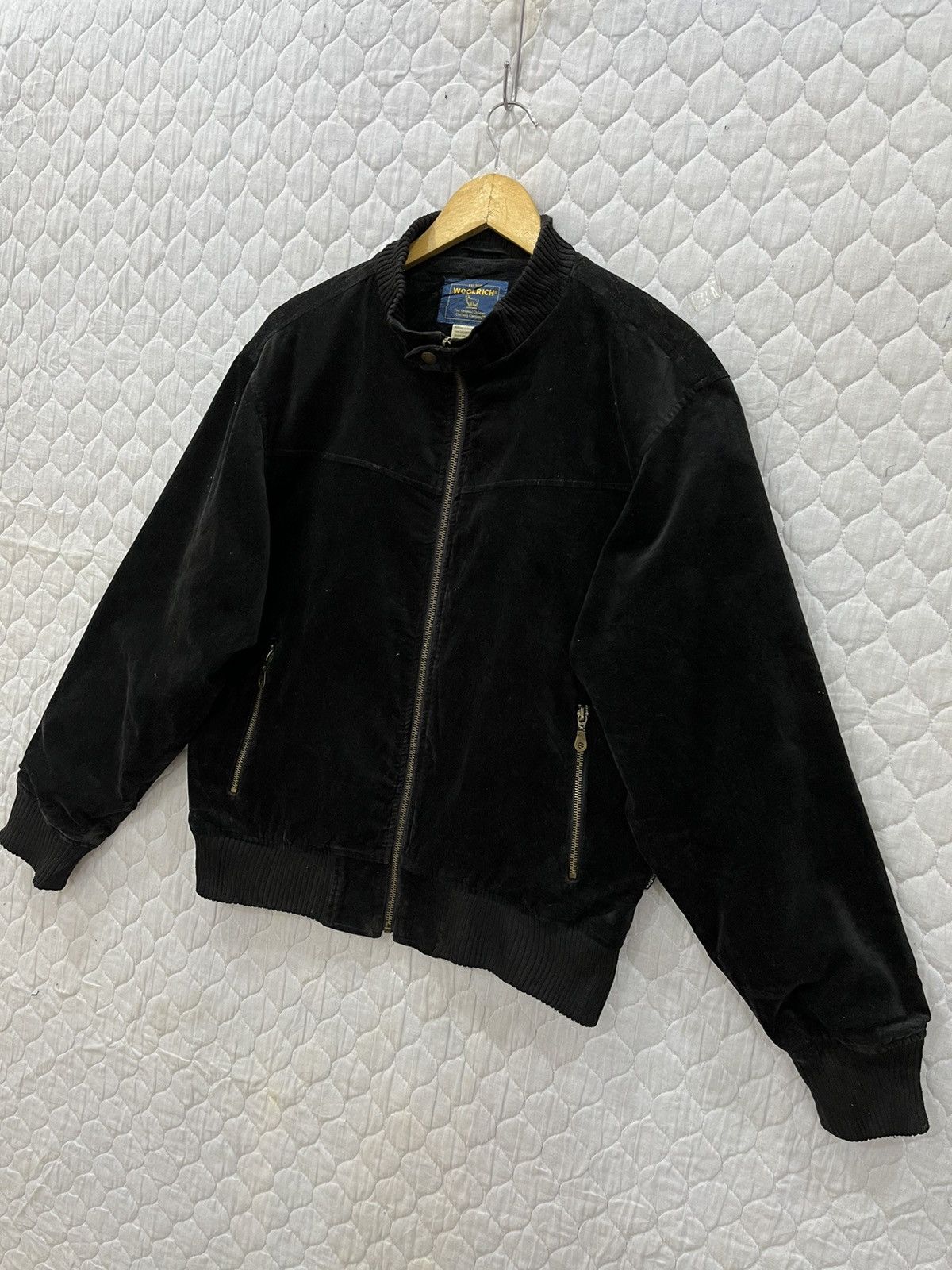 Woolrich Woolen Mills (Kk). WOOLRICH VELOUR VELVET JACKET Size US M / EU 48-50 / 2 - 4 Thumbnail