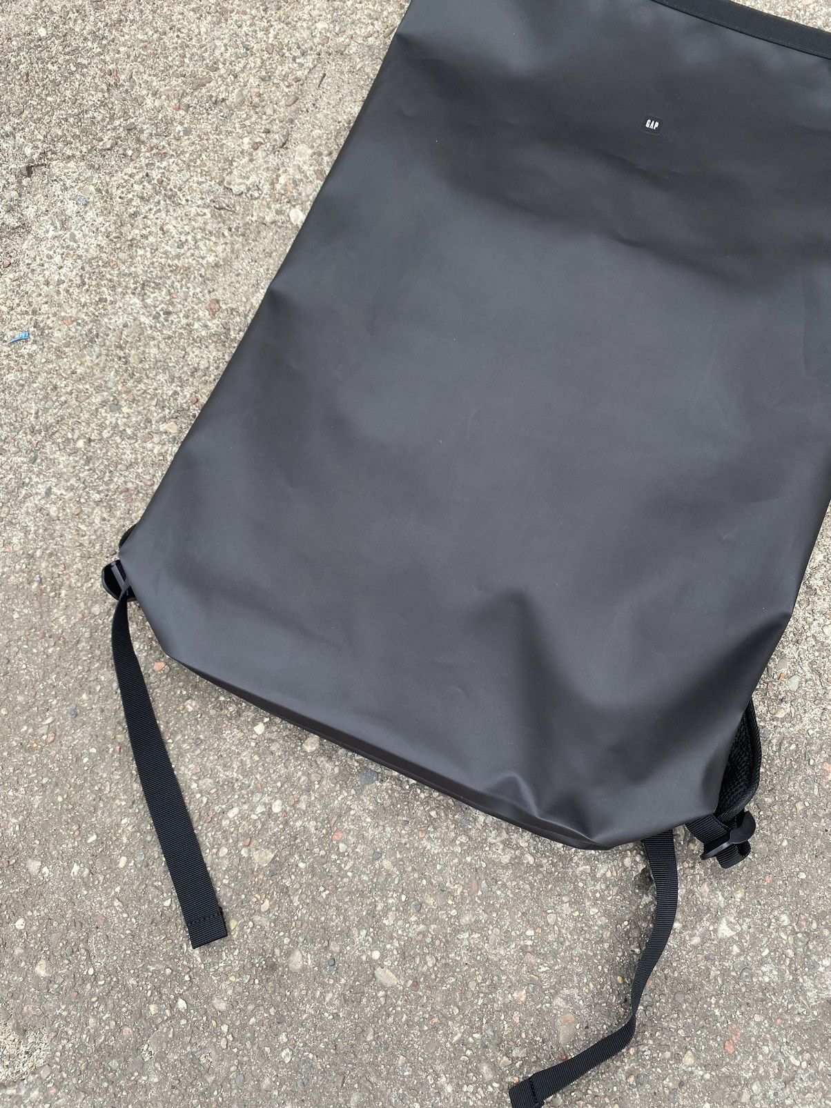 Kanye West Yzy Gap Balenciaga dry bag Size ONE SIZE - 2 Thumbnail
