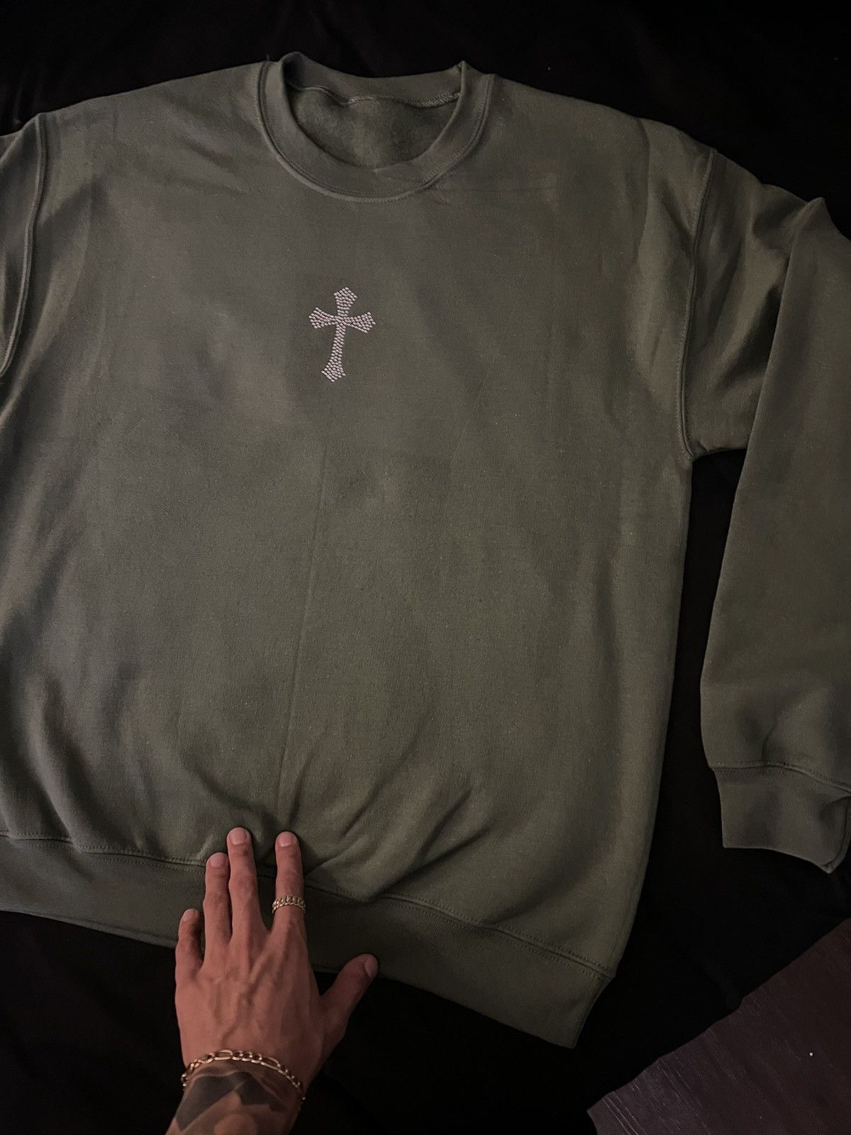 Vintage Rhinestones Cross Vintage Crewneck Sweatshirt Size US S / EU 44-46 / 1 - 9 Thumbnail