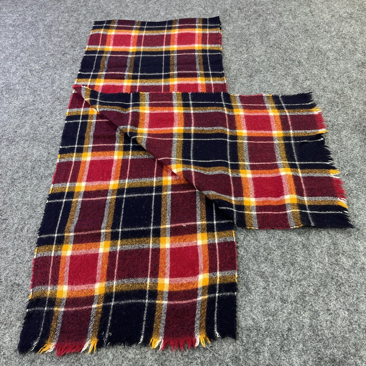 Johnstons Of Elgin × Vintage Johnstons of Elgin Scarf / Muffler / Neckwear T591 Size ONE SIZE - 3 Thumbnail