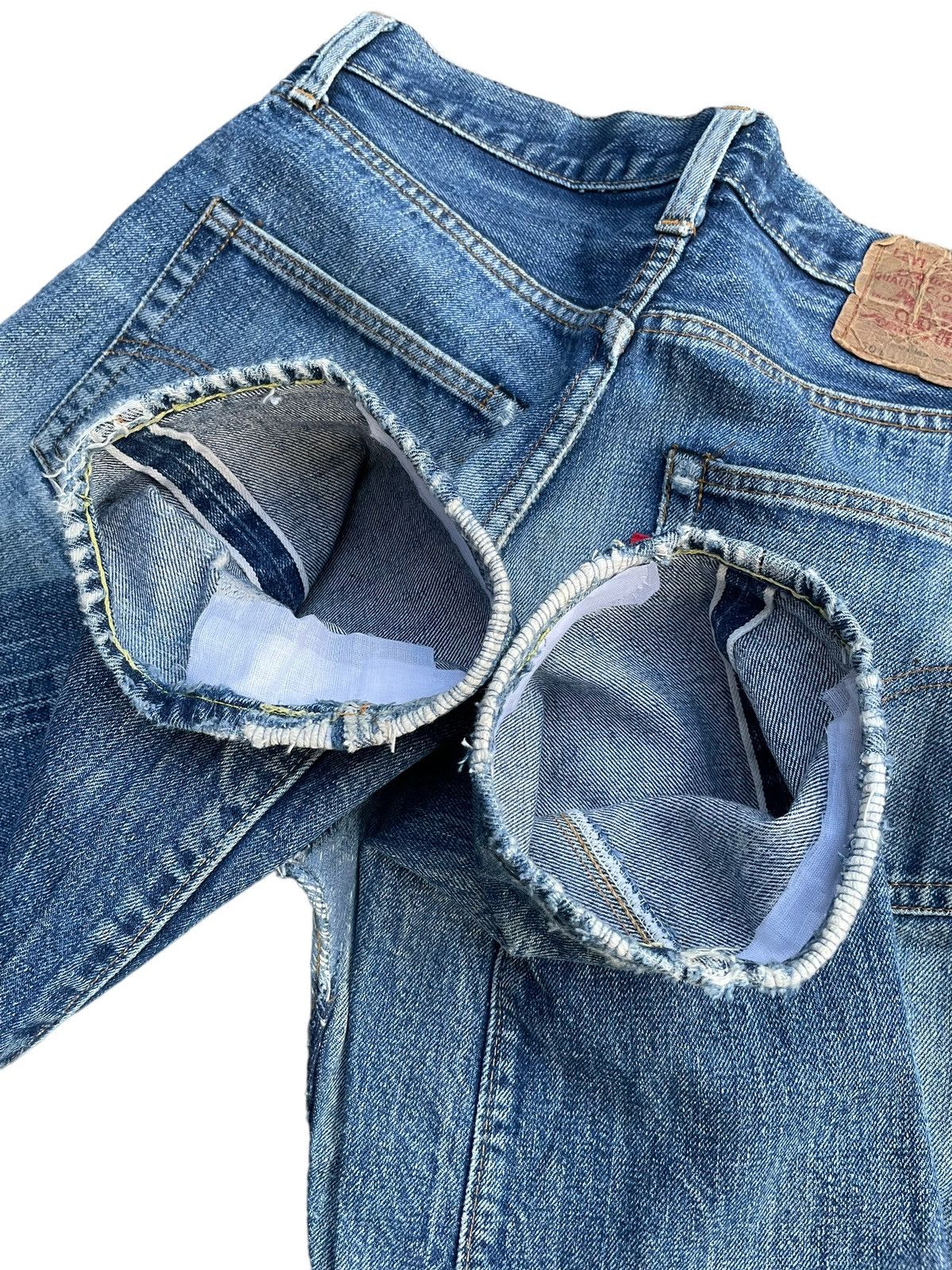 Levi's Vintage 1975 501 e Selvedge Distresed Denim Size US 29 - 10 Thumbnail