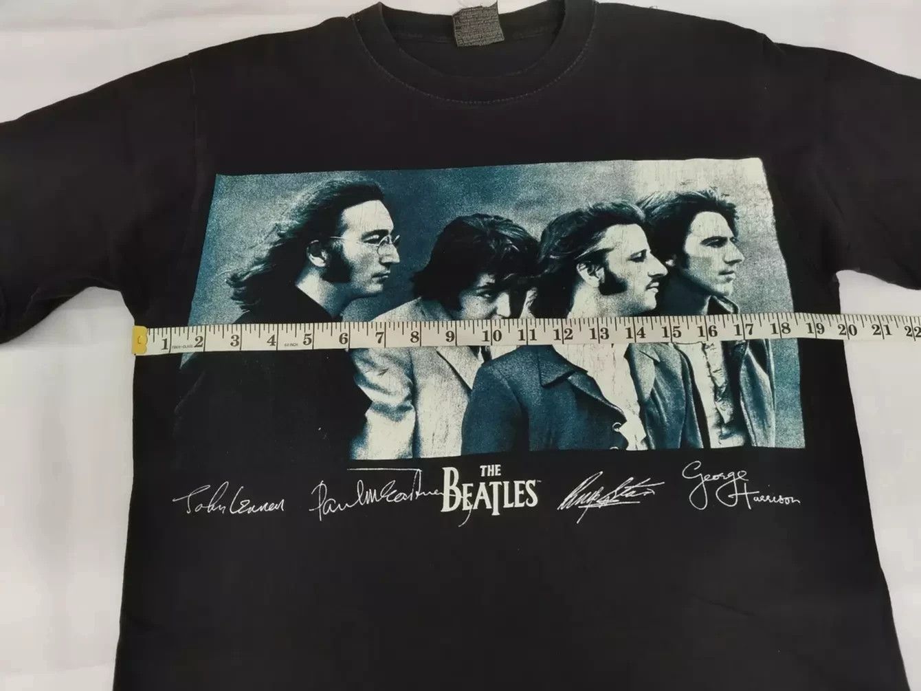 Band Tees Vintage The Beatles Signature Tee Britt Pop Rock Rare Size US M / EU 48-50 / 2 - 5 Thumbnail