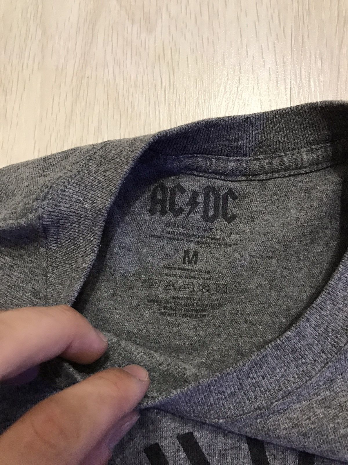 AC/DC AC/DC 2010 T-shirt official merchandise High Voltagr Size US M / EU 48-50 / 2 - 4 Thumbnail