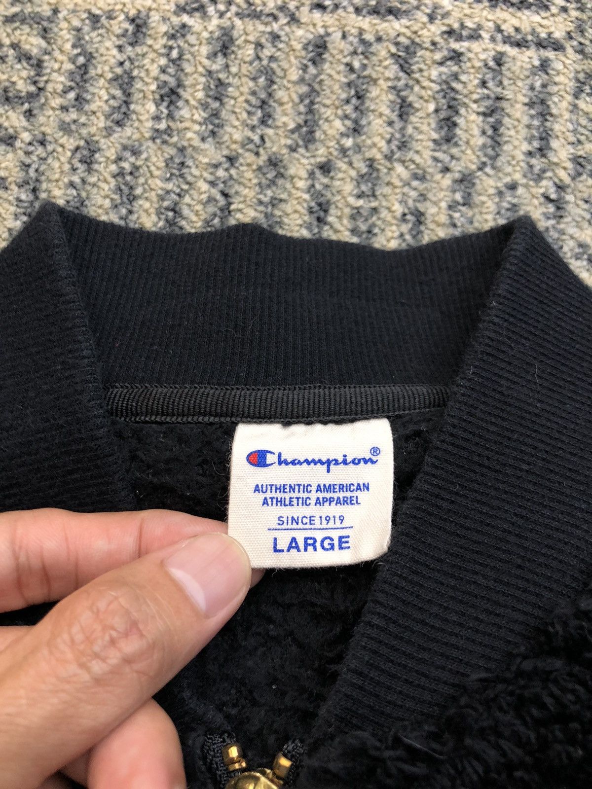 Champion Champion Black Fleece Bomber Jacket Size L / US 10 / IT 46 - 13 Thumbnail