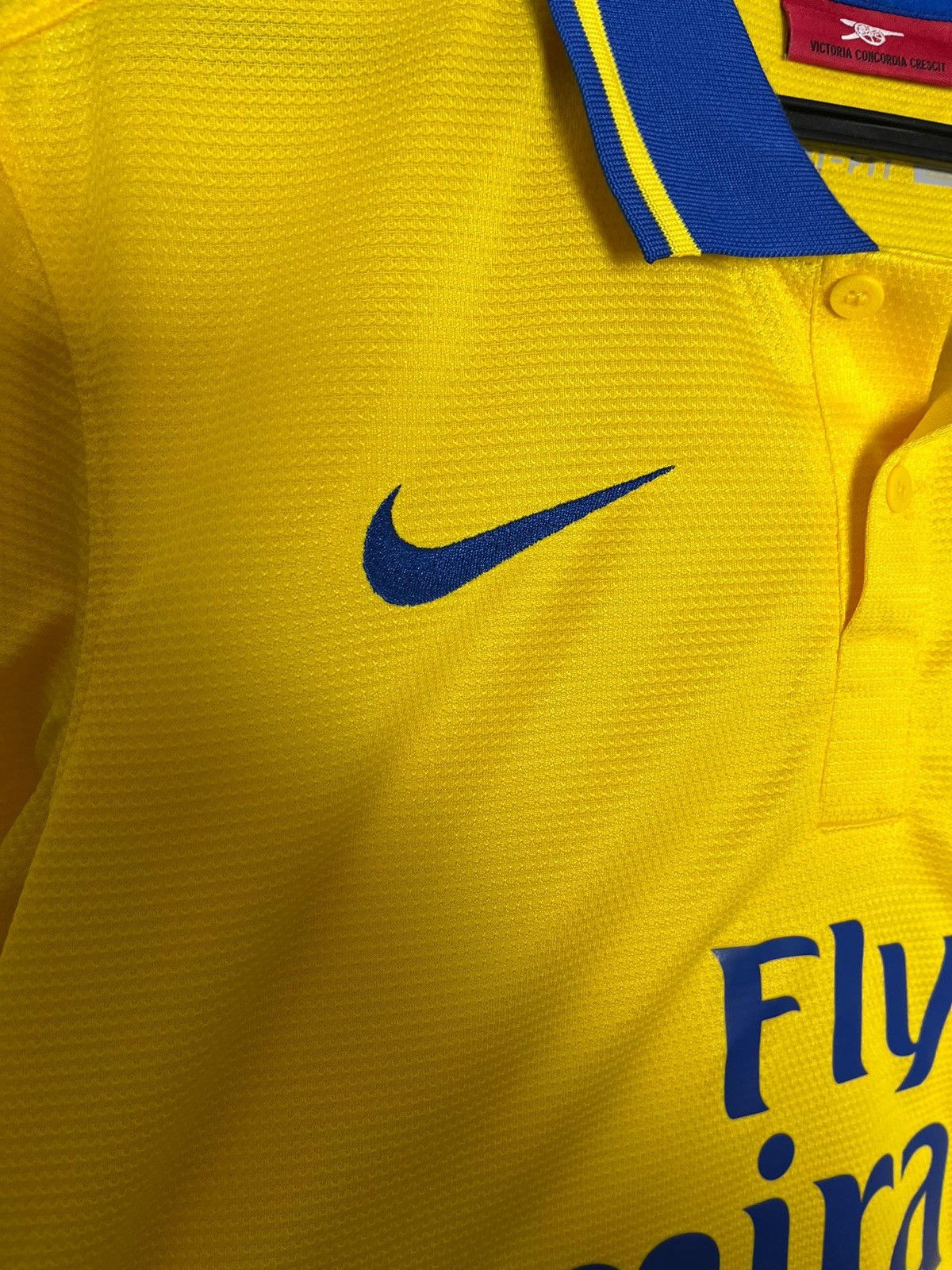 Nike Nike Arsenal 2013/2014 soccer jesrsey tshirt Size US S / EU 44-46 / 1 - 7 Thumbnail