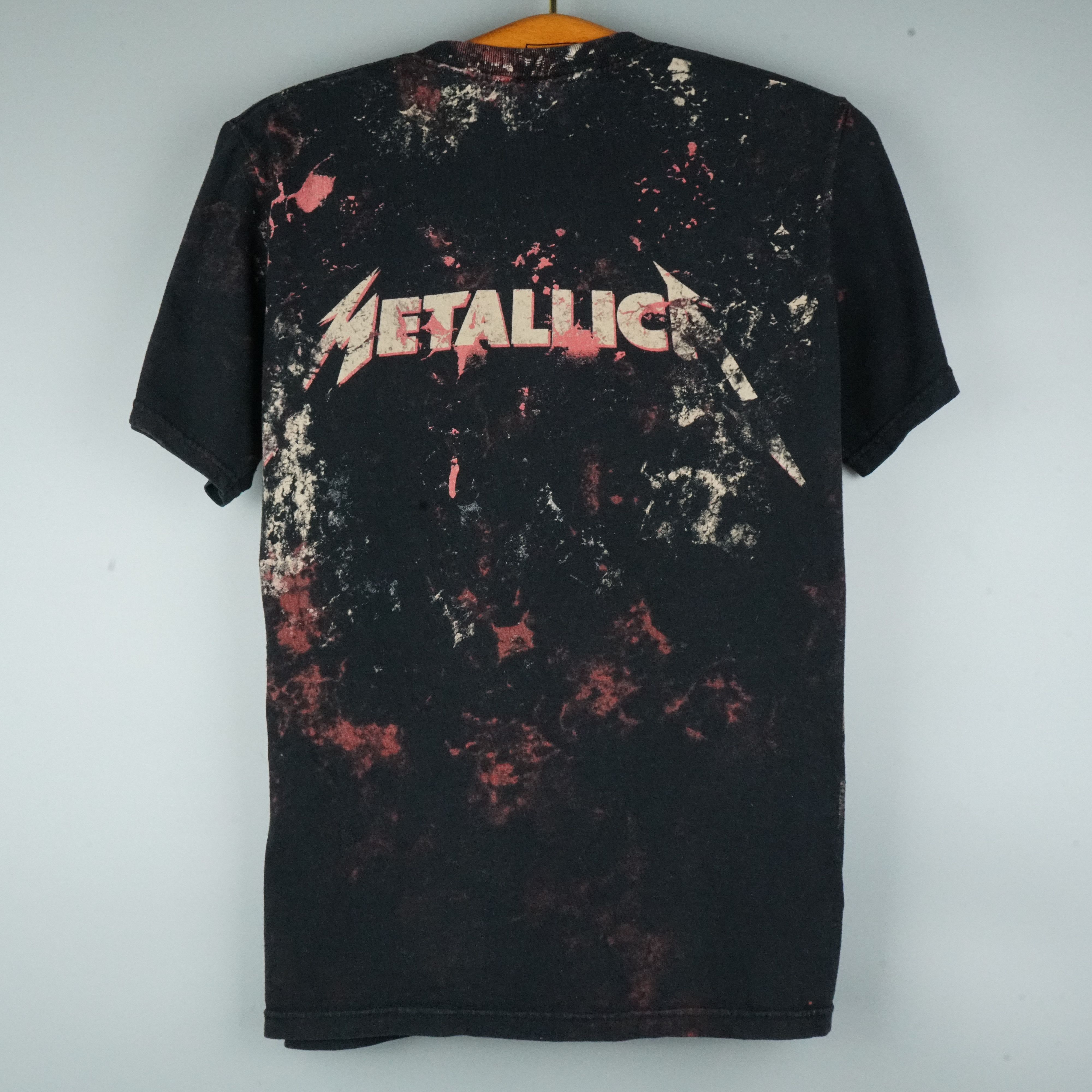 Metallica × Vintage 2010s Metallica t-shirt All Over Print Size US S / EU 44-46 / 1 - 7 Thumbnail