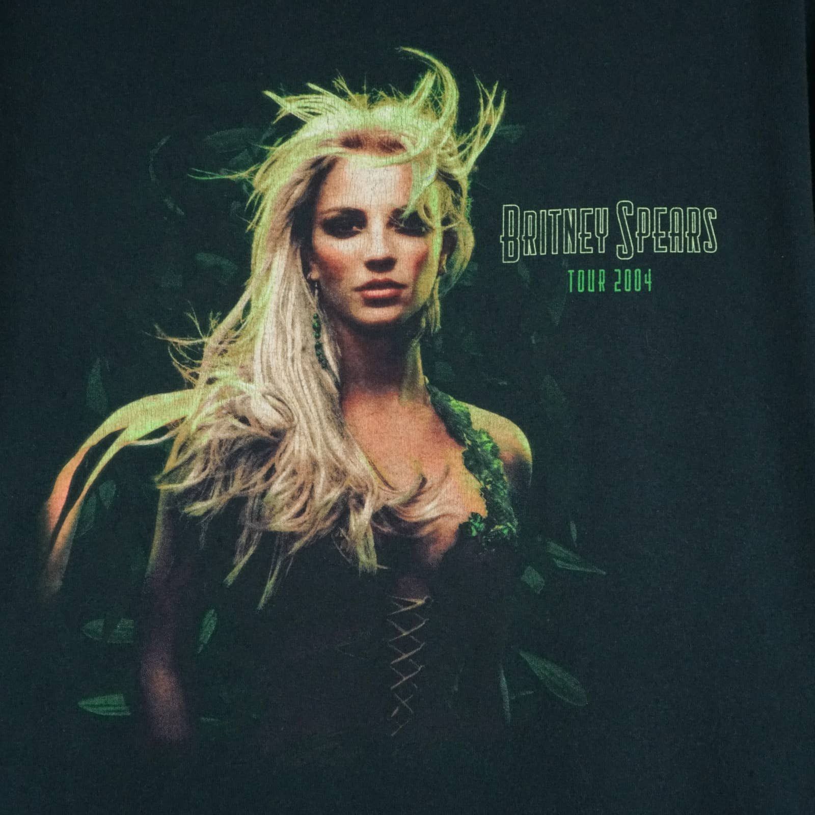 Band Tees × Rap Tees × Vintage Britney Spears t shirt 2004 tour Size US S / EU 44-46 / 1 - 2 Thumbnail