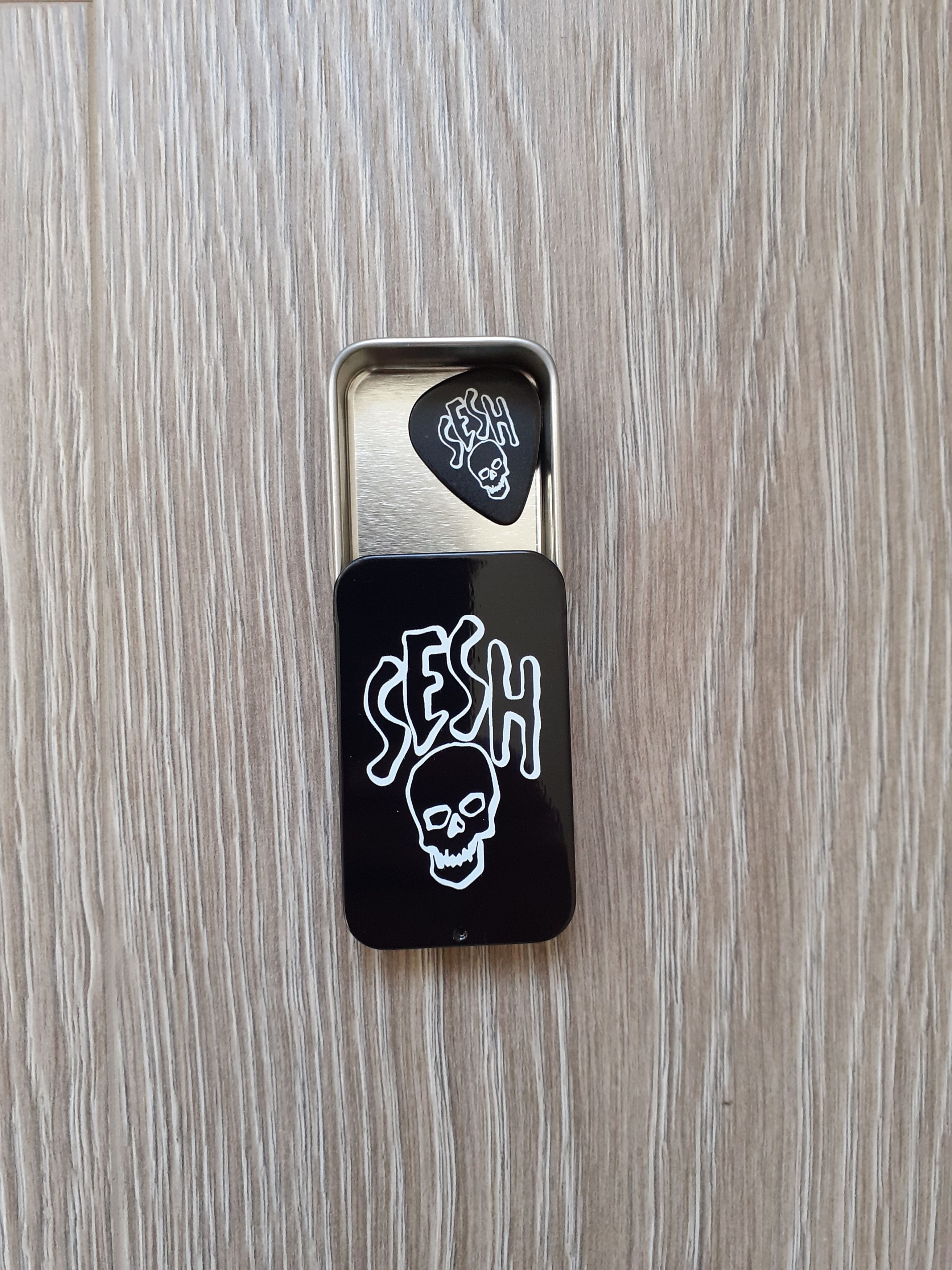 Bones TEAMSESH SKULL GUITAR PICK Size ONE SIZE - 1 Thumbnail