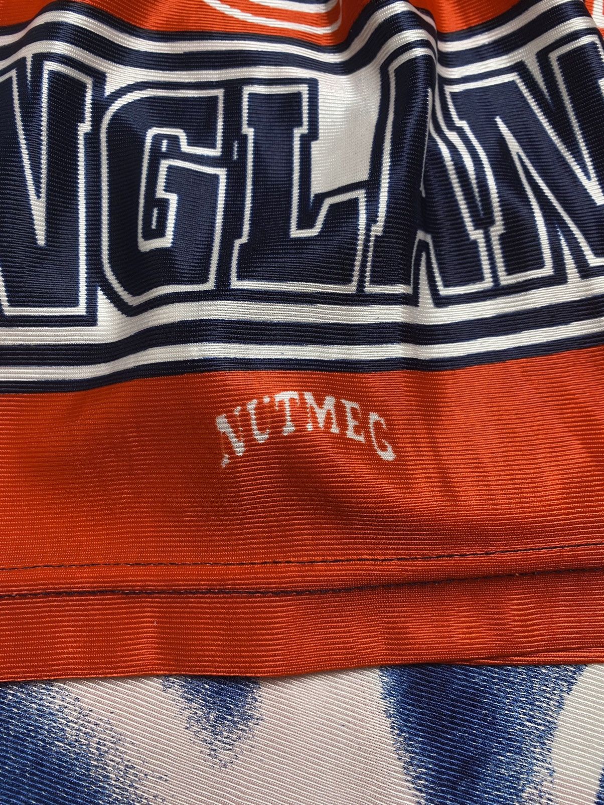 Nutmeg Vintage nutmeg mills England rare euro 1996 jersey uefa Size US XL / EU 56 / 4 - 4 Thumbnail