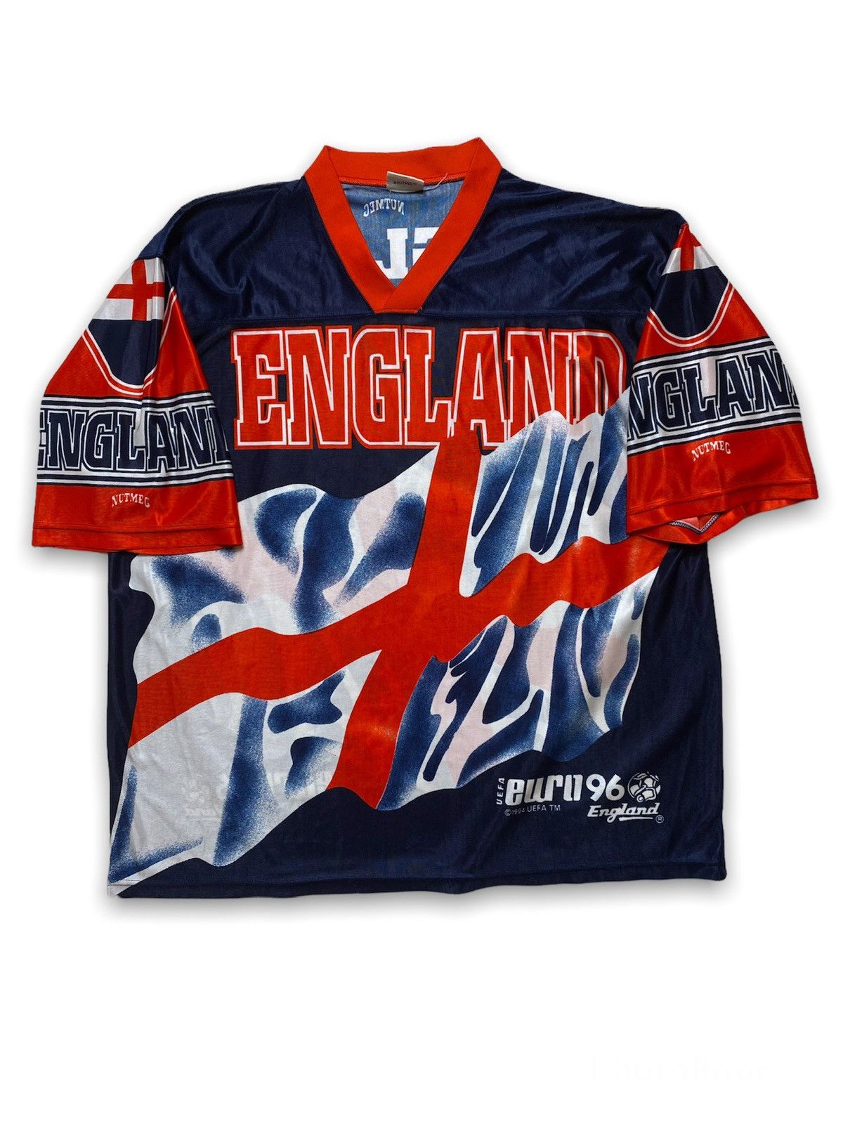 Nutmeg Vintage nutmeg mills England rare euro 1996 jersey uefa Size US XL / EU 56 / 4 - 1 Thumbnail