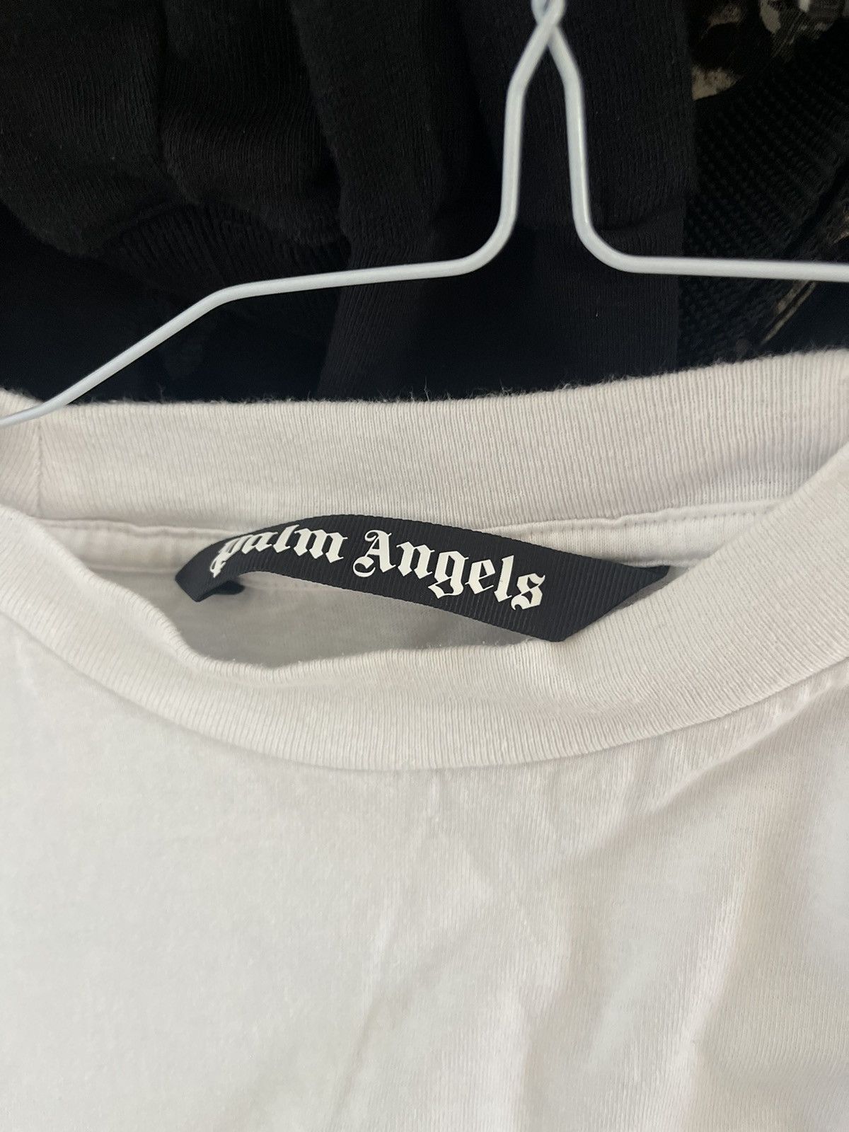 Palm Angels Palm angels sprayed Paris Logo TEE Size US M / EU 48-50 / 2 - 8 Thumbnail