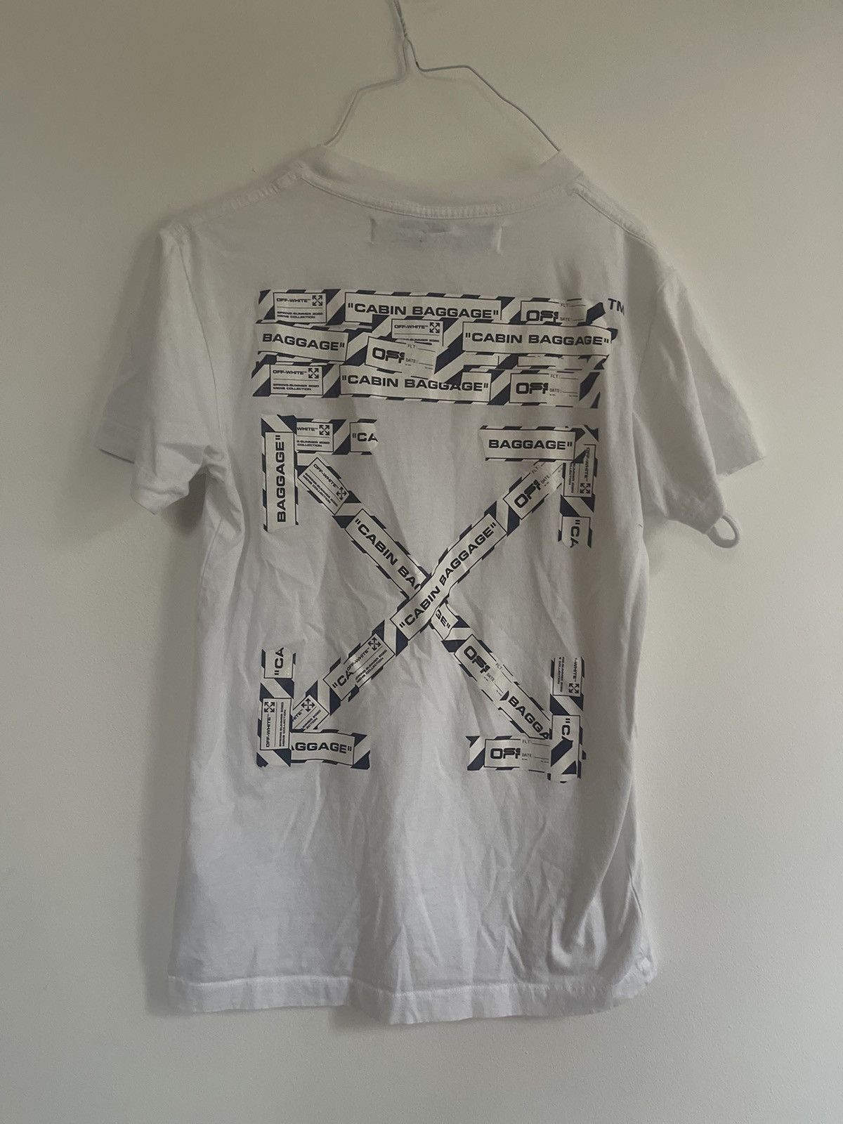 Off-White Off white airport tape TEE Size US S / EU 44-46 / 1 - 4 Thumbnail