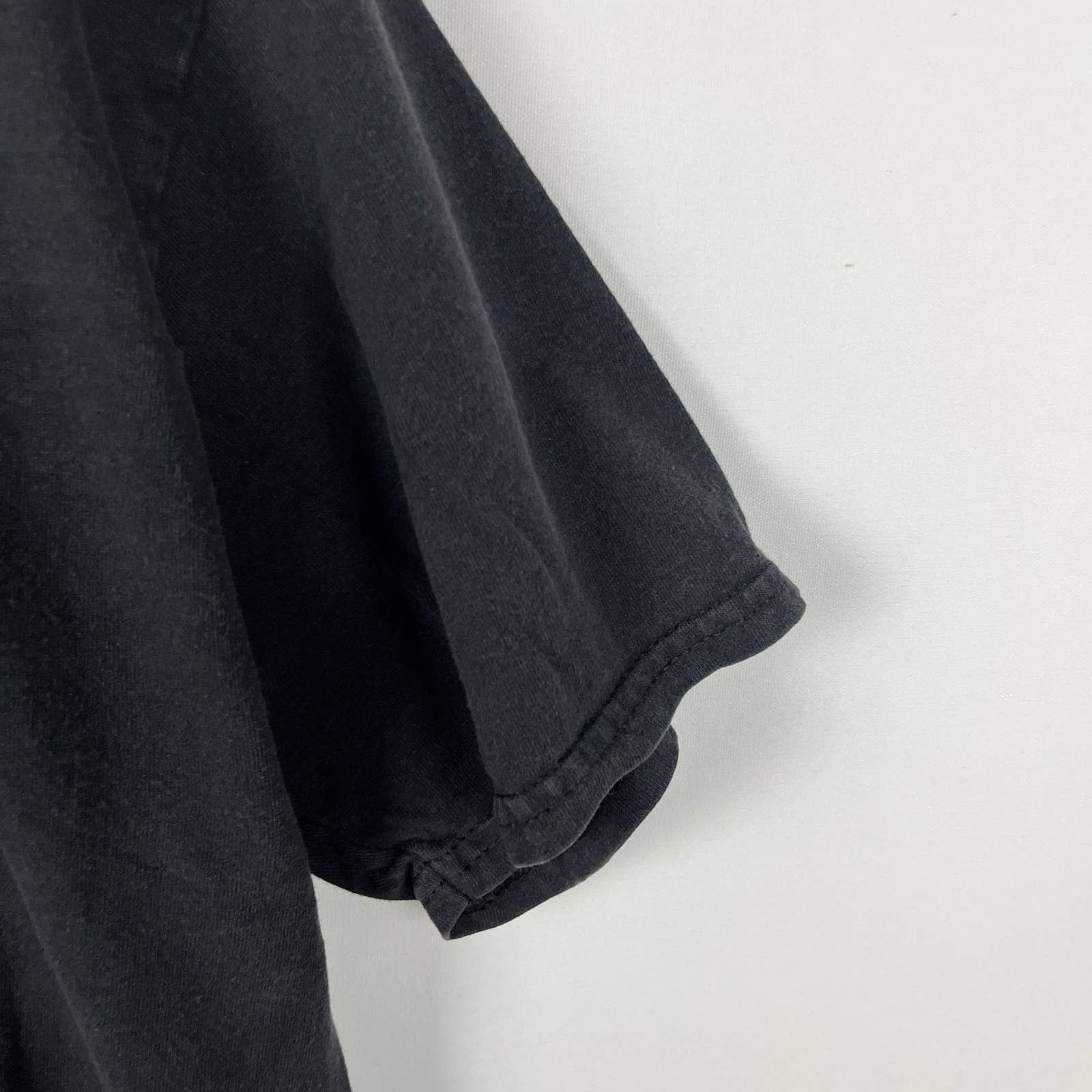 Vintage Faded Blank Black T shirt Large Size US L / EU 52-54 / 3 - 3 Thumbnail
