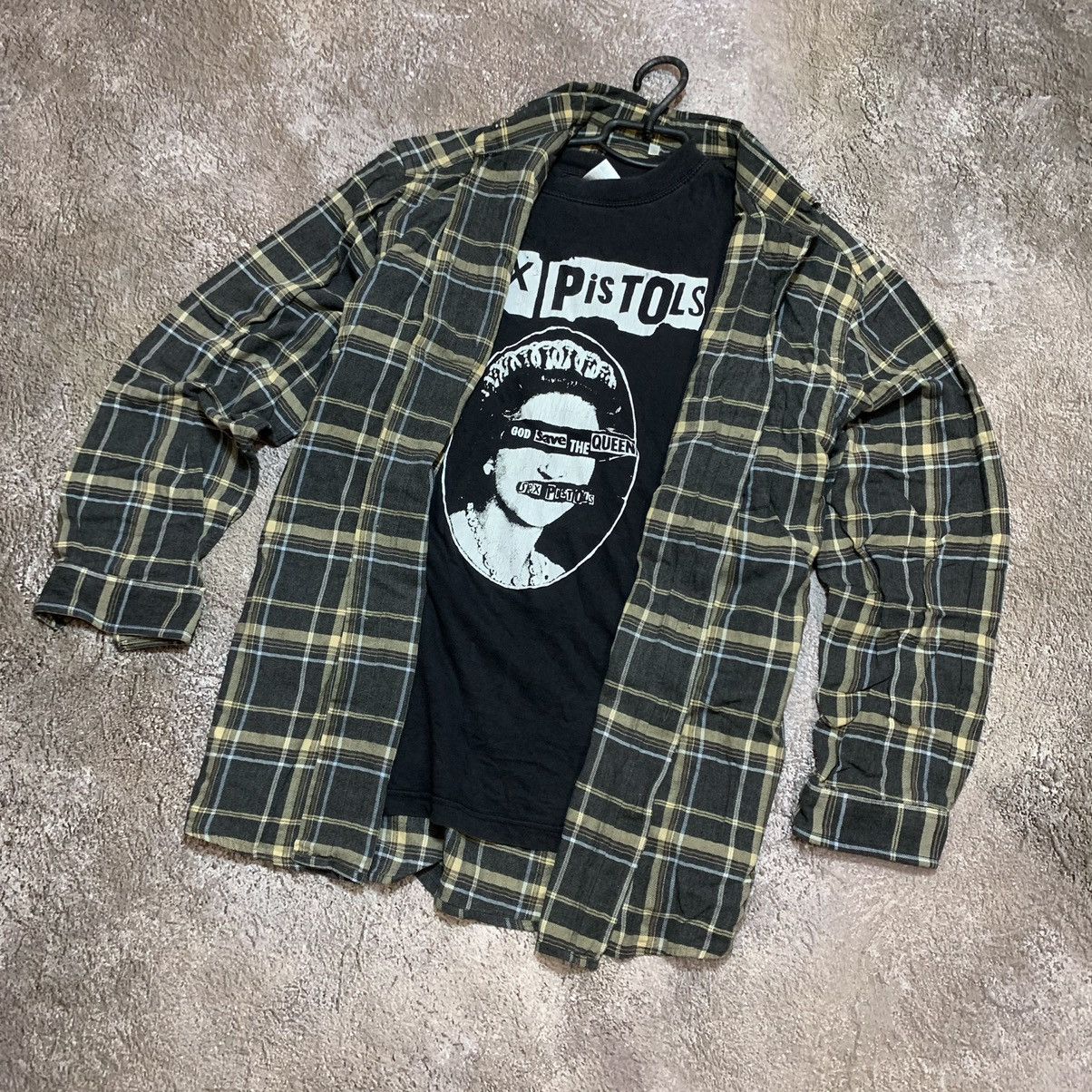 Vintage Vintage 90s Plaid Shirt Sex Pistols Graphic Tee Punk Boxy L Size US L / EU 52-54 / 3 - 2 Thumbnail