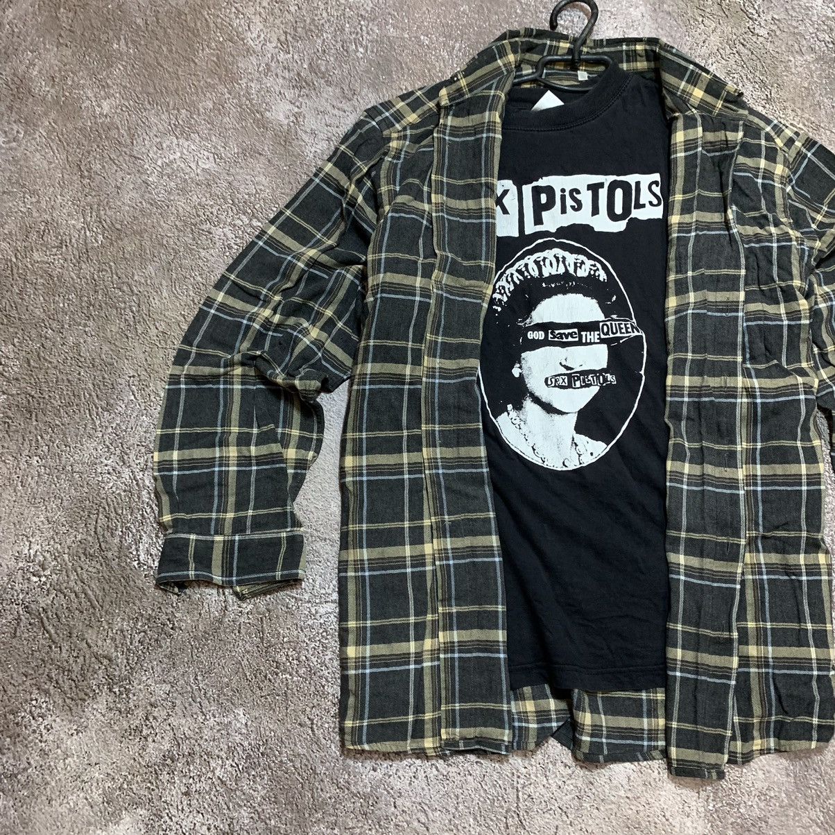 Vintage Vintage 90s Plaid Shirt Sex Pistols Graphic Tee Punk Boxy L Size US L / EU 52-54 / 3 - 3 Thumbnail