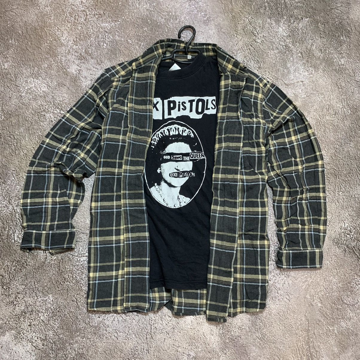Vintage Vintage 90s Plaid Shirt Sex Pistols Graphic Tee Punk Boxy L Size US L / EU 52-54 / 3 - 1 Thumbnail