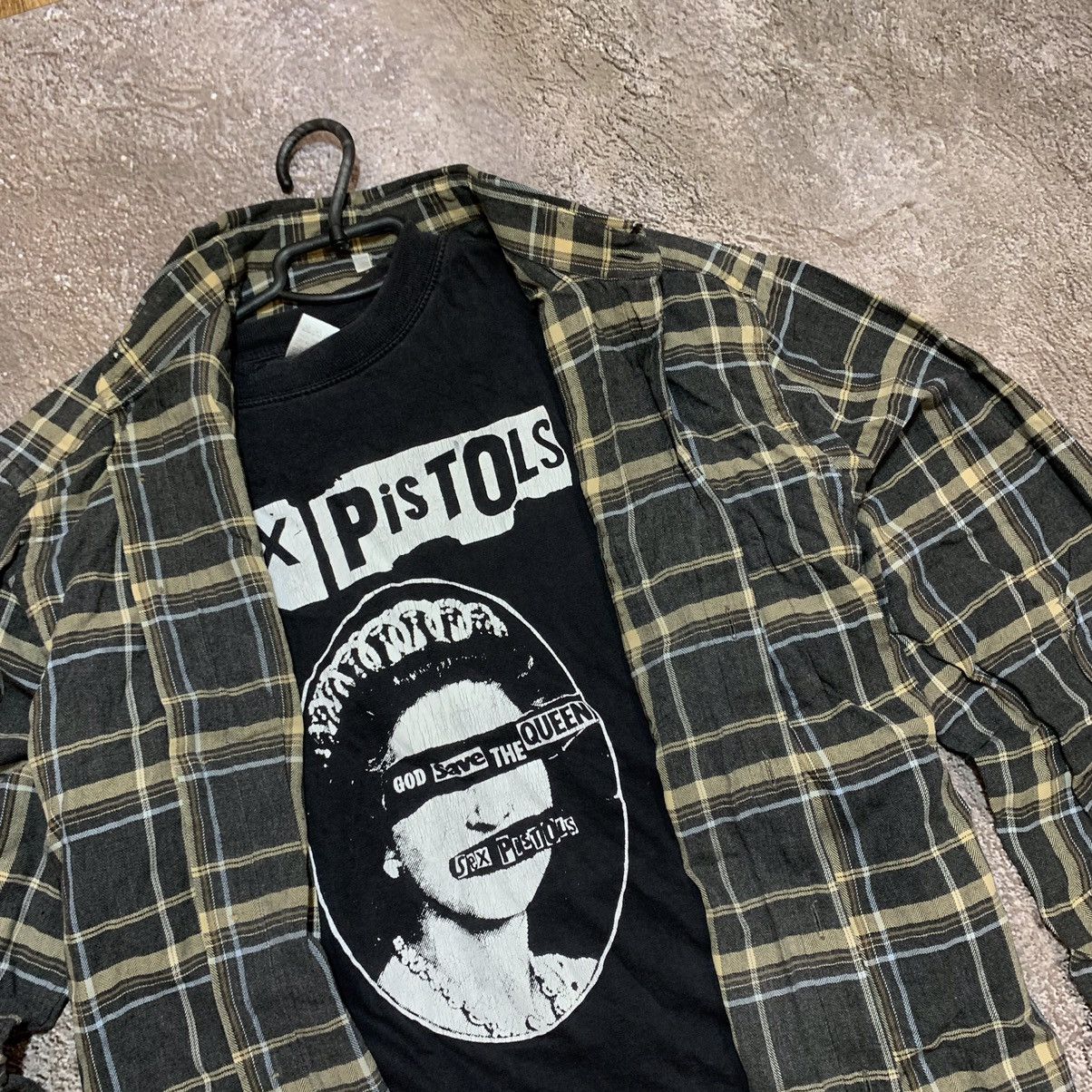 Vintage Vintage 90s Plaid Shirt Sex Pistols Graphic Tee Punk Boxy L Size US L / EU 52-54 / 3 - 5 Thumbnail