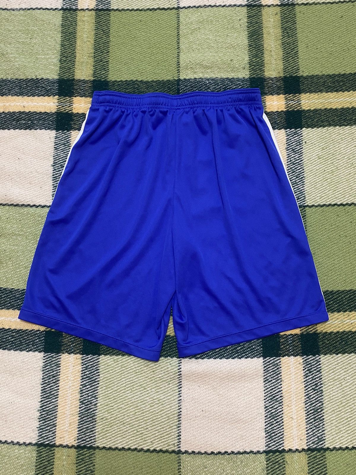 Nike Vintage Nike shorts streetwear swoosh casual y2k size L Size US 34 / EU 50 - 2 Thumbnail