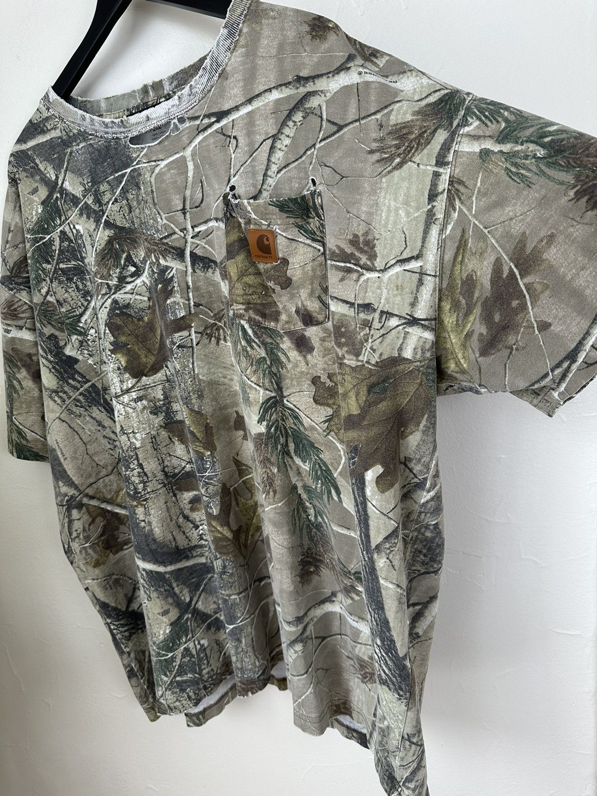 Other (2XL) SICK THRASHED CAMO Carhartt Pocket Tee Size US XXL / EU 58 / 5 - 1 Thumbnail